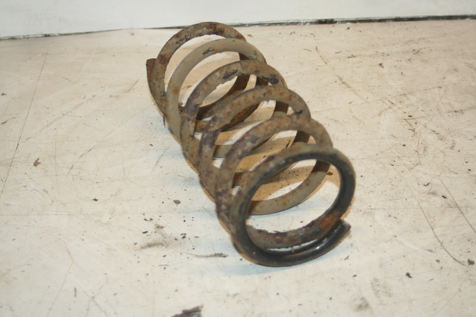 1990 FORD GRANADA MK3. REAR SUSPENSION SPRING - Image 3