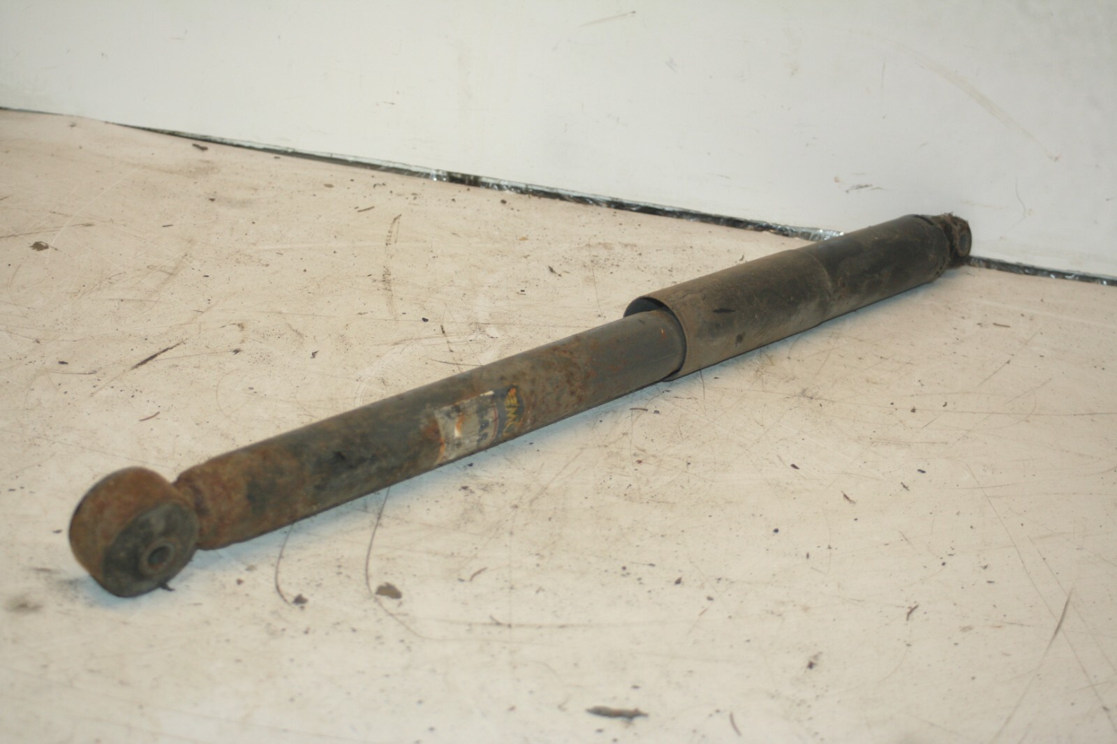 1990 FORD GRANADA MK3. REAR SHOCK ABSORBER