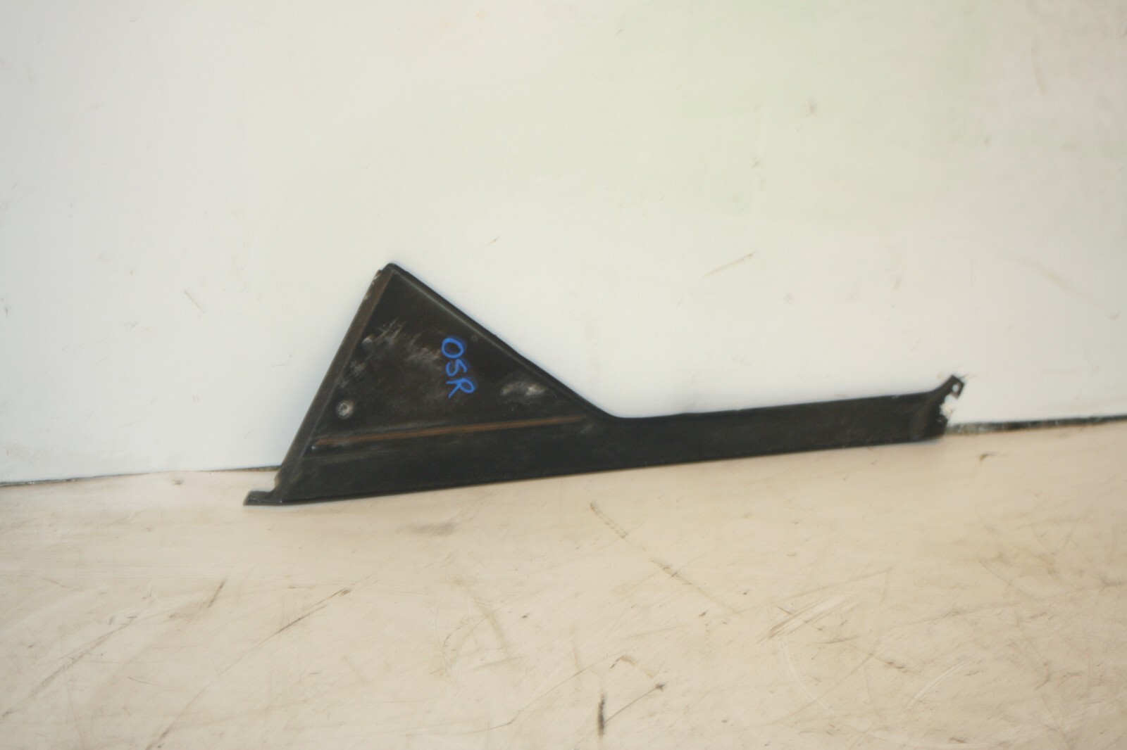 1990 FORD GRANADA MK3. DRIVER SIDE REAR DOOR TRIM