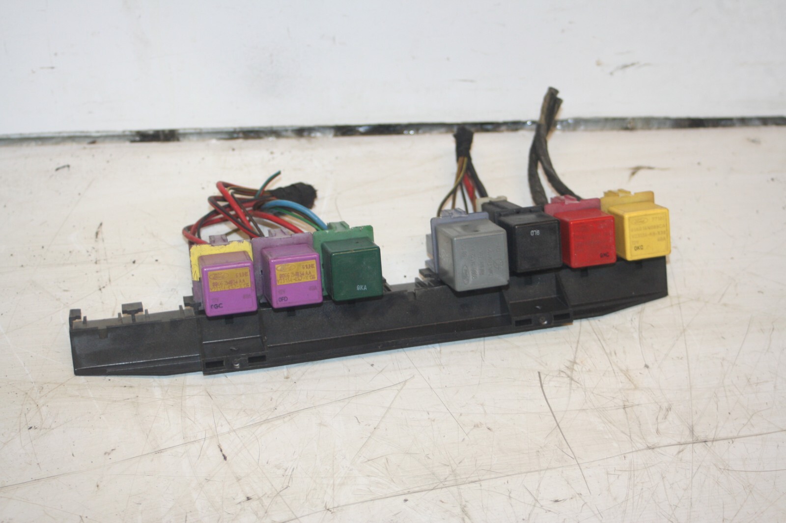 1990 FORD GRANADA MK3. RELAYS