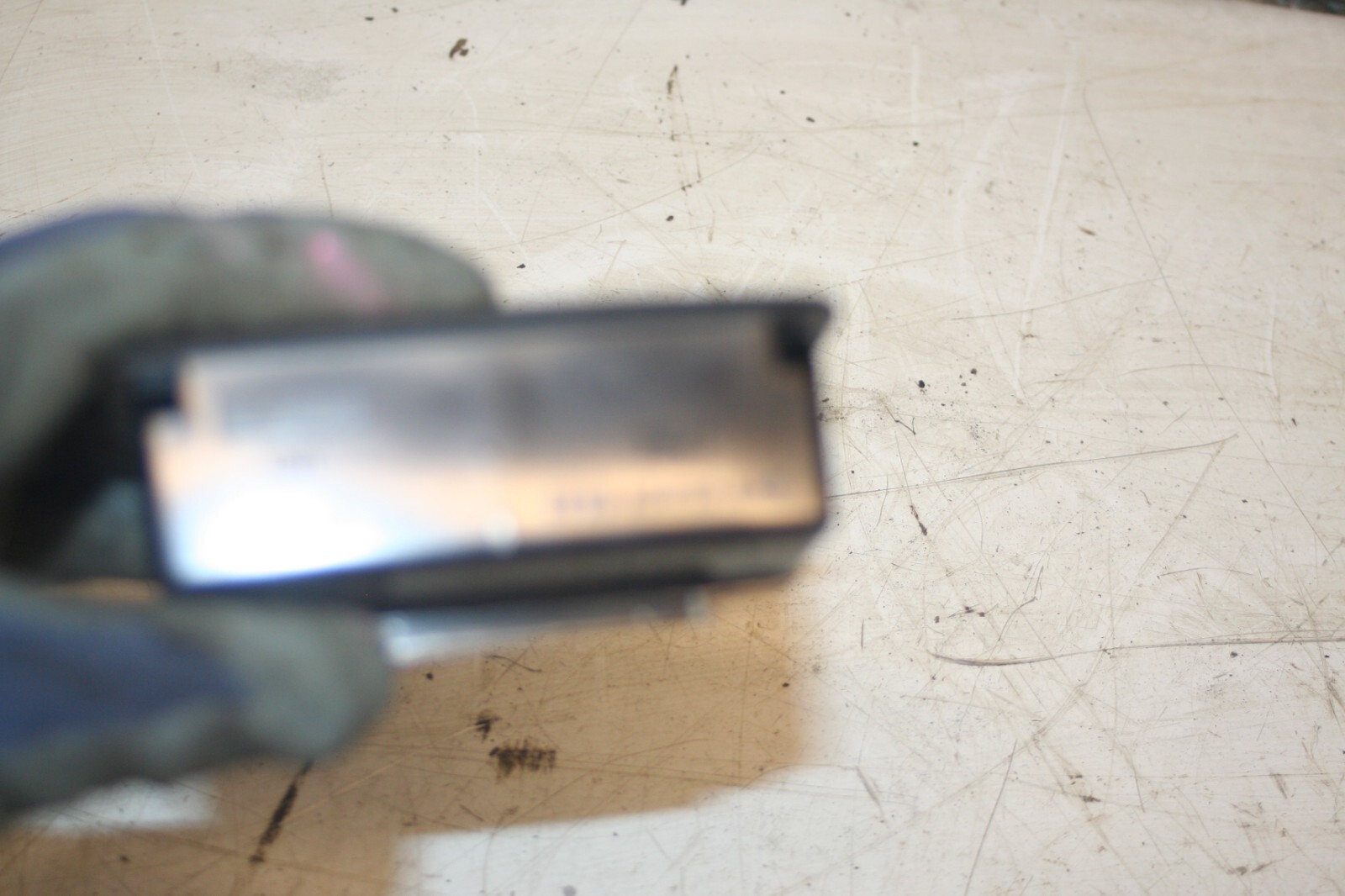 1990 FORD GRANADA MK3. ASH TRAY 85GB-A24726-AAW - Image 5