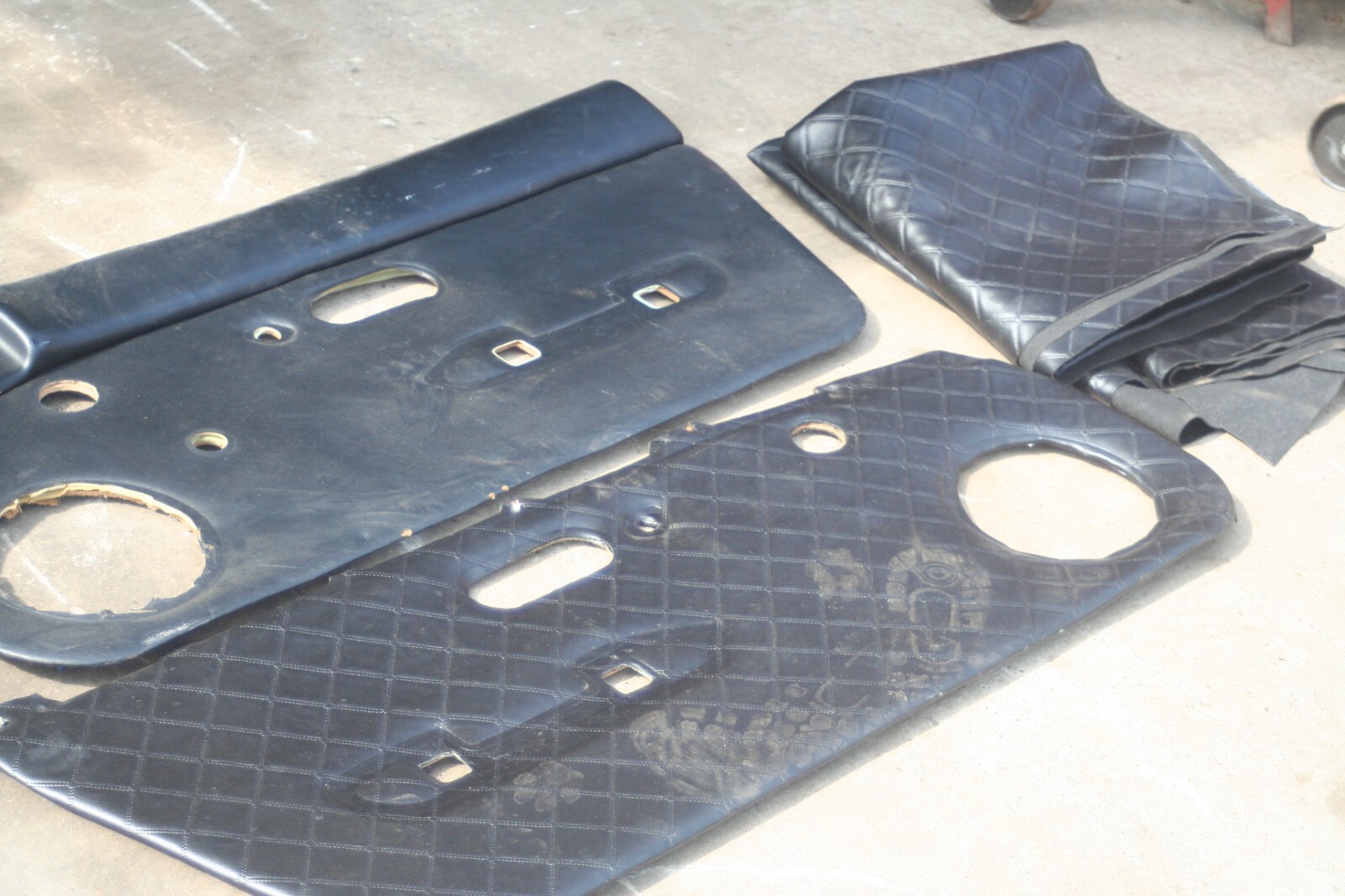 MAZDA MX5 MK1. DOOR CARDS PART REUPHOLSTERED WITH LEATHER FABRIC - Image 2