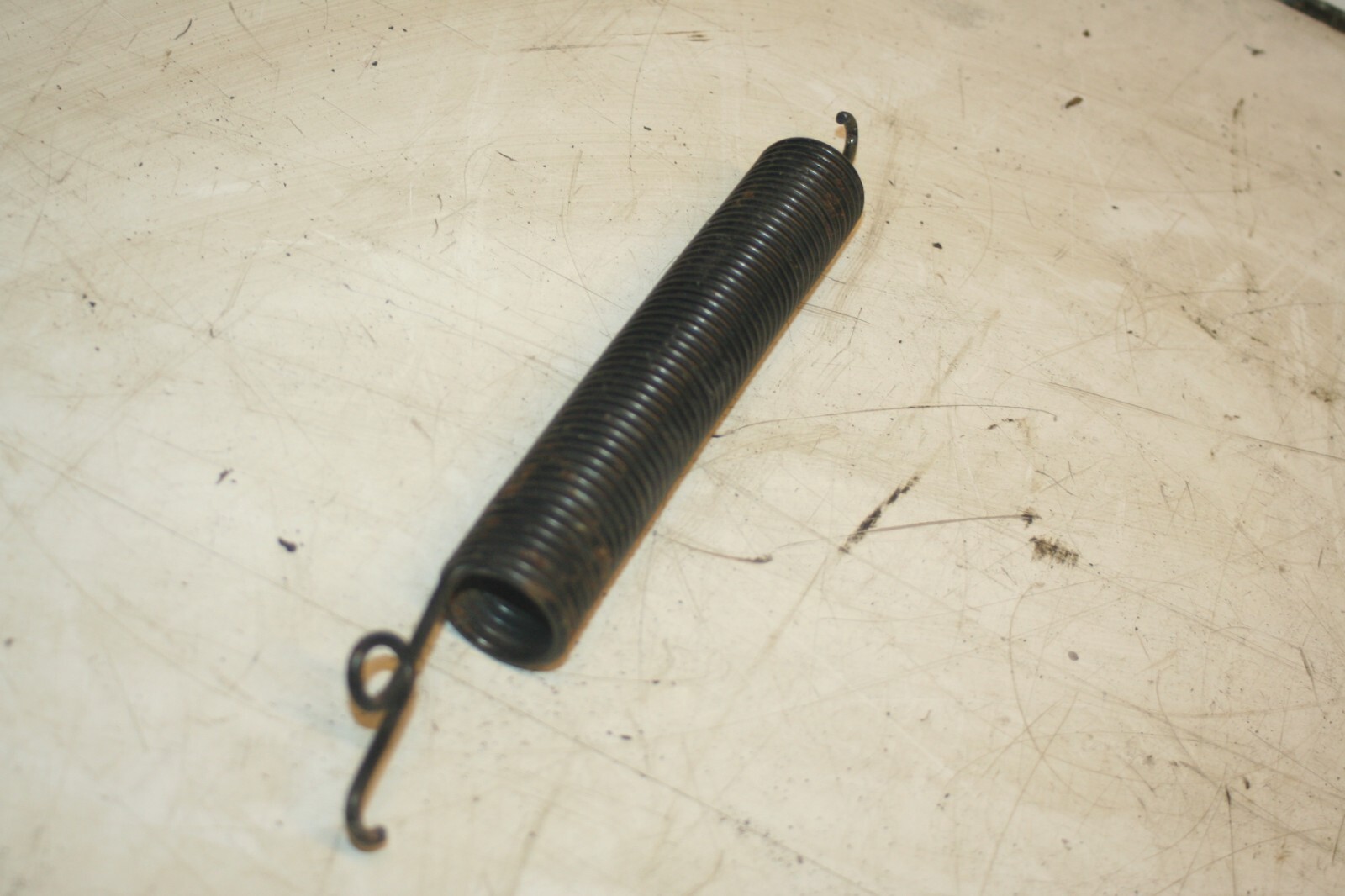 1990 FORD GRANADA MK3. BOOT LID TAIL GATE SPRING