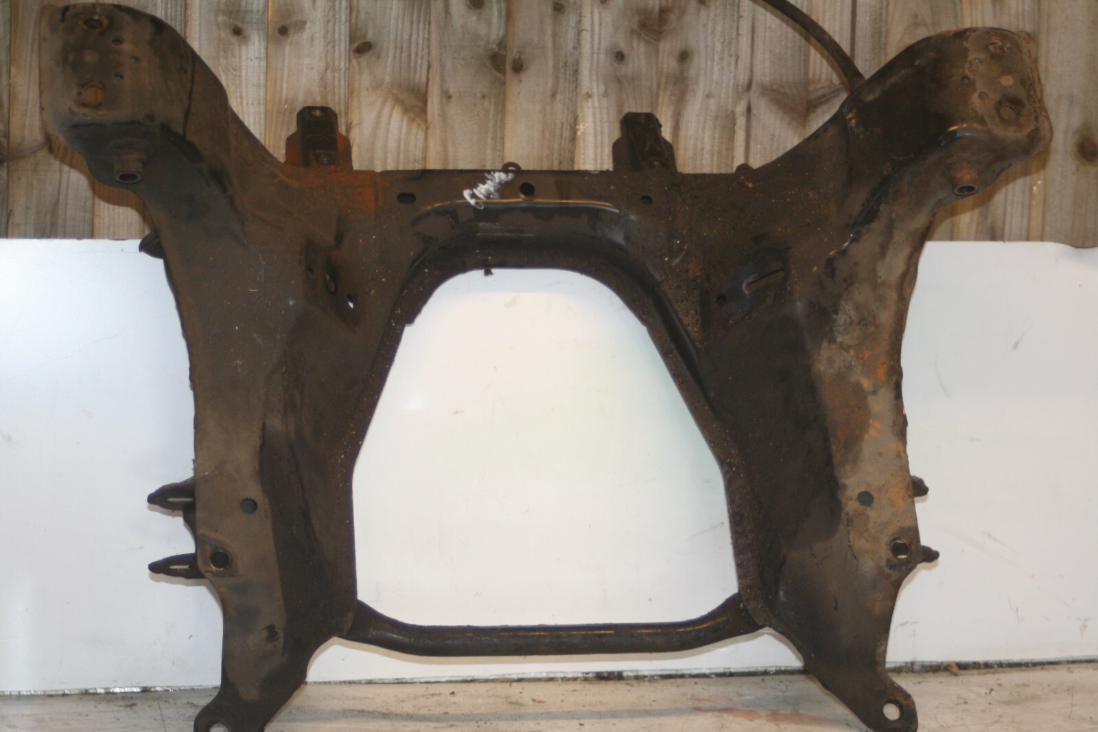 MAZDA MX5 MK1. FRONT SUB FRAME ENGINE MOUNT
