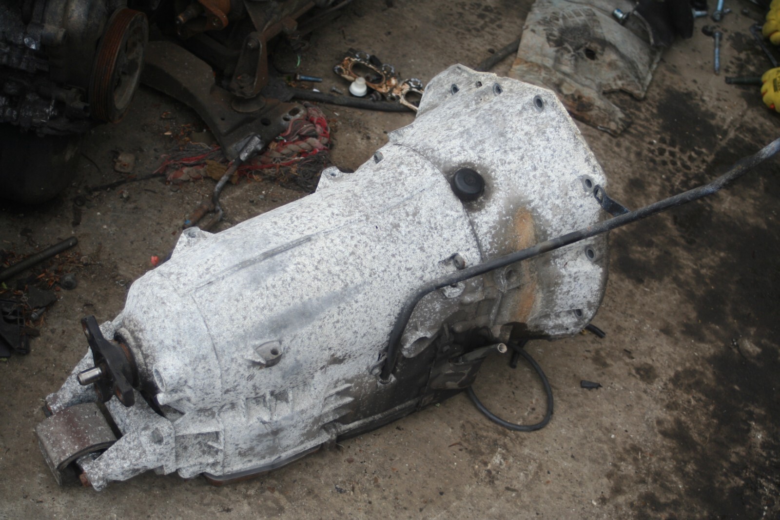 2000 MERCEDES C CLASS W202. 2.0 PETROL COMPRESSOR AUTOMATIC GEARBOX - Image 3