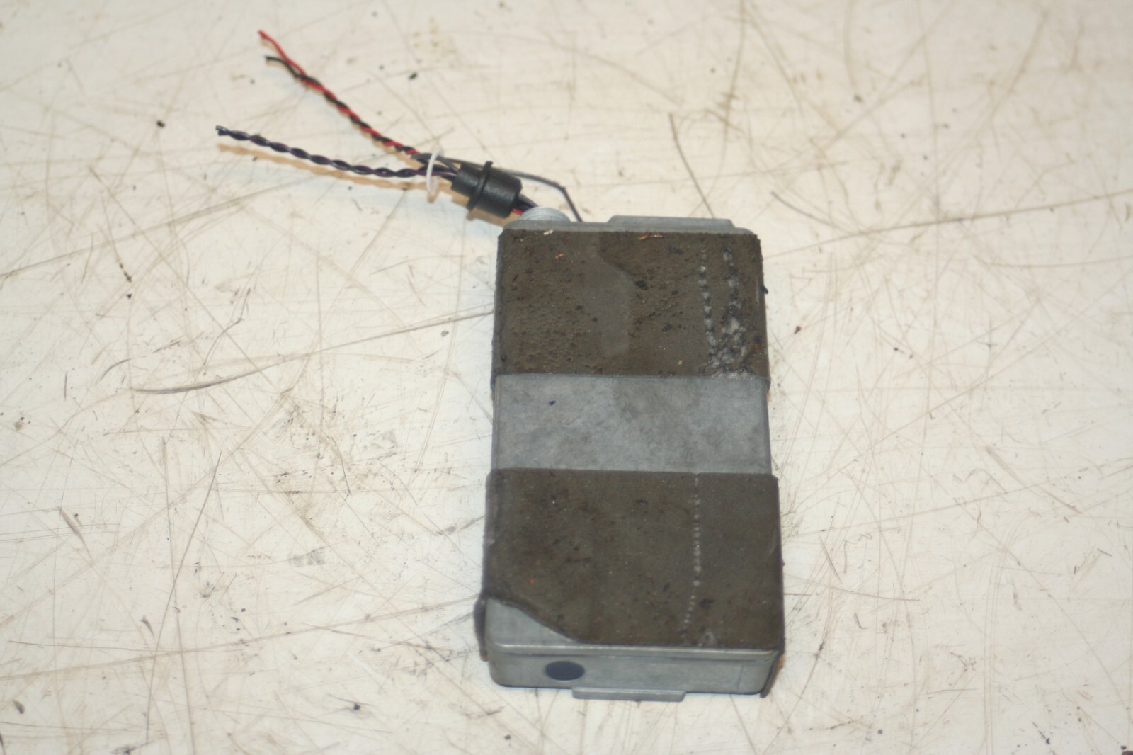 2000 MERCEDES C CLASS W202. MOTOROLA CONTROL UNIT CAR PHONE TRACKER - Image 3