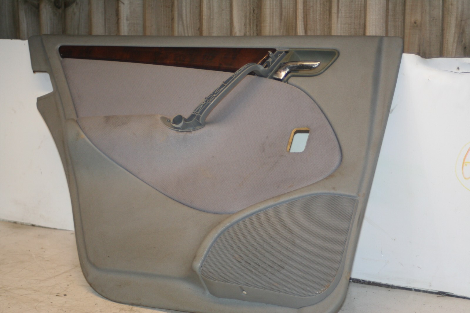 2000 MERCEDES C CLASS W202. PASSENGER SIDE REAR DOOR CARD - Image 2