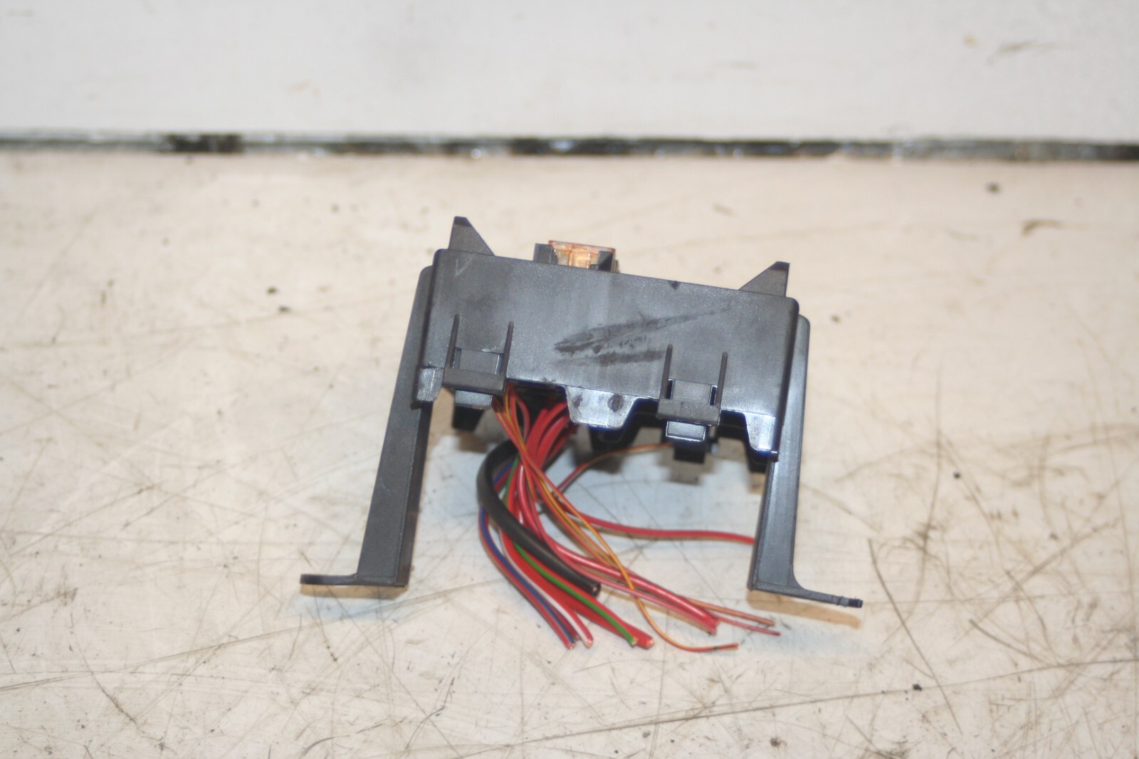 2000 MERCEDES C CLASS W202. FUSE BOX BOARD - Image 3