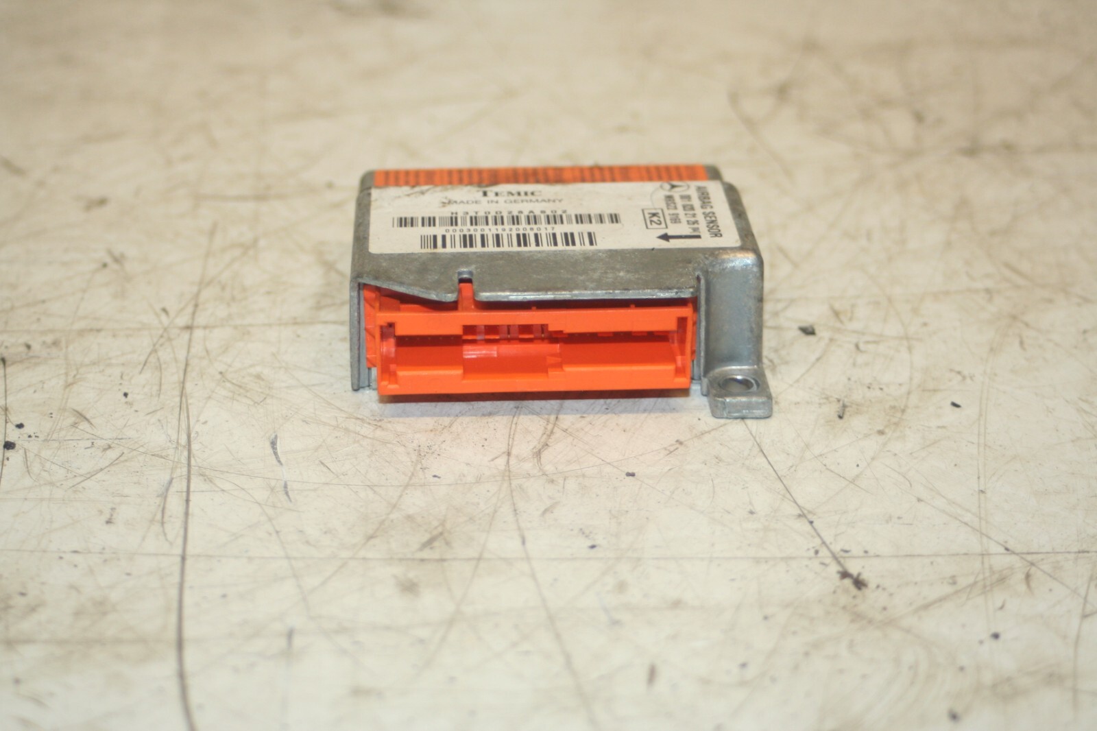 2000 MERCEDES C CLASS W202. AIR BAG ECU 001 8202126 - Image 2