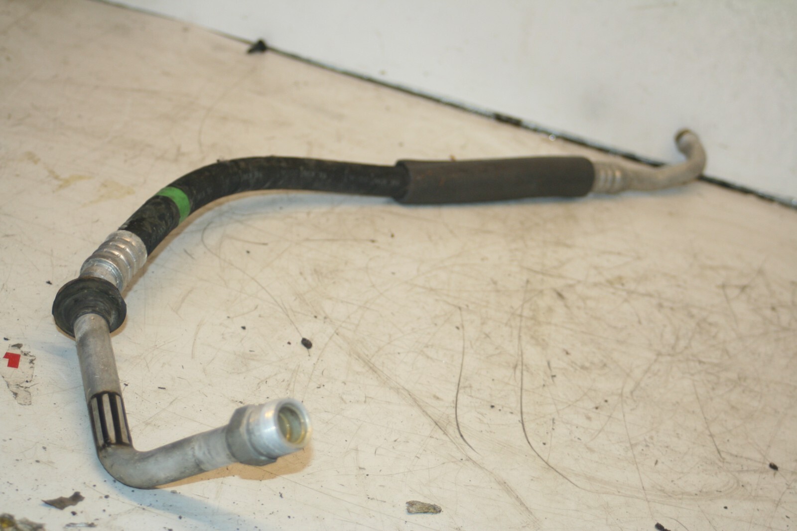 2000 MERCEDES C CLASS W202. AIR CON PIPE