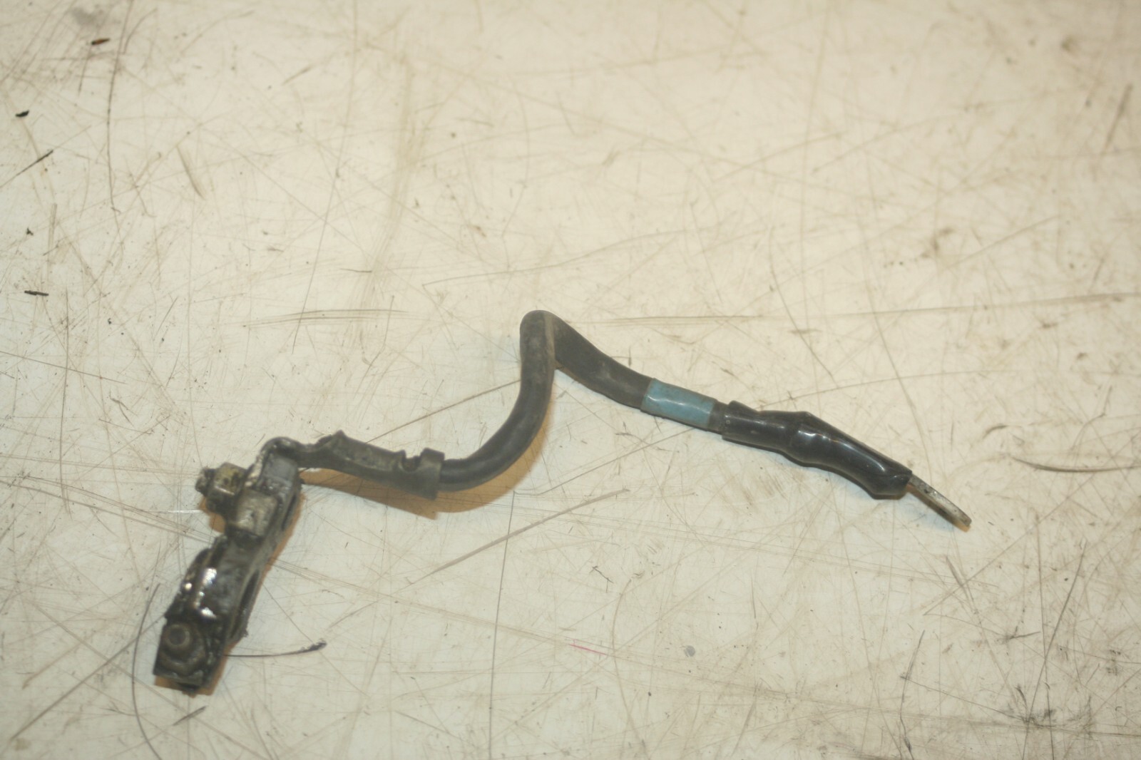 (98) TOYOTA RAV 4 MK1. BATTERY TERMINAL CABLE NEGATIVE
