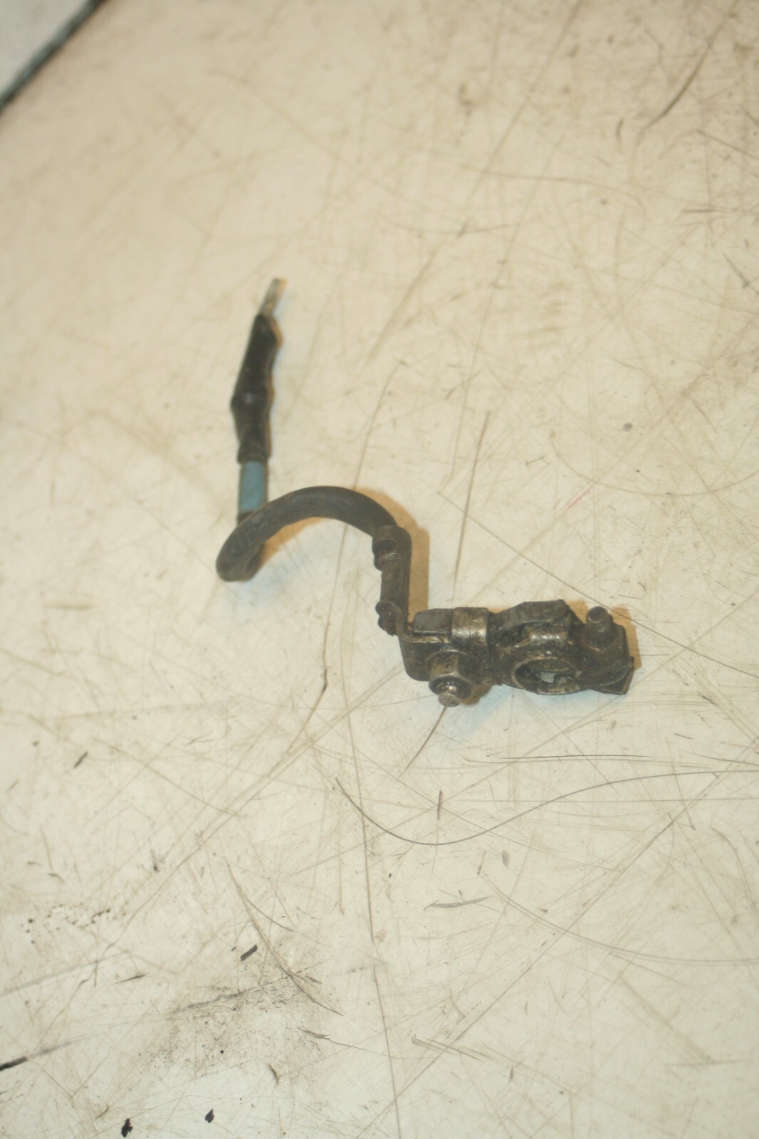 (98) TOYOTA RAV 4 MK1. BATTERY TERMINAL CABLE NEGATIVE - Image 2