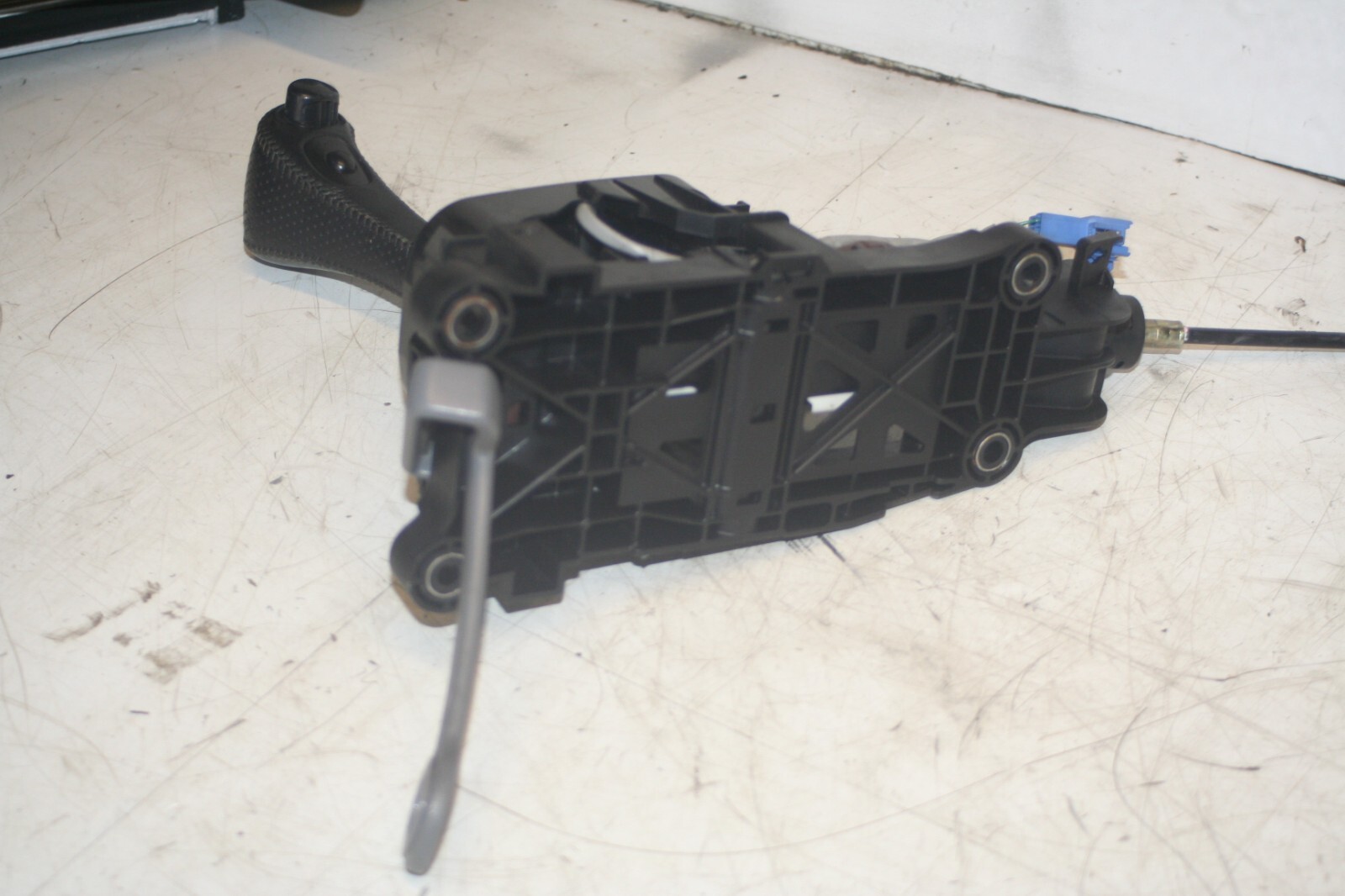 (99) TOYOTA RAV 4 3 DOOR. AUTOMATIC GEAR SELECTOR - Image 4