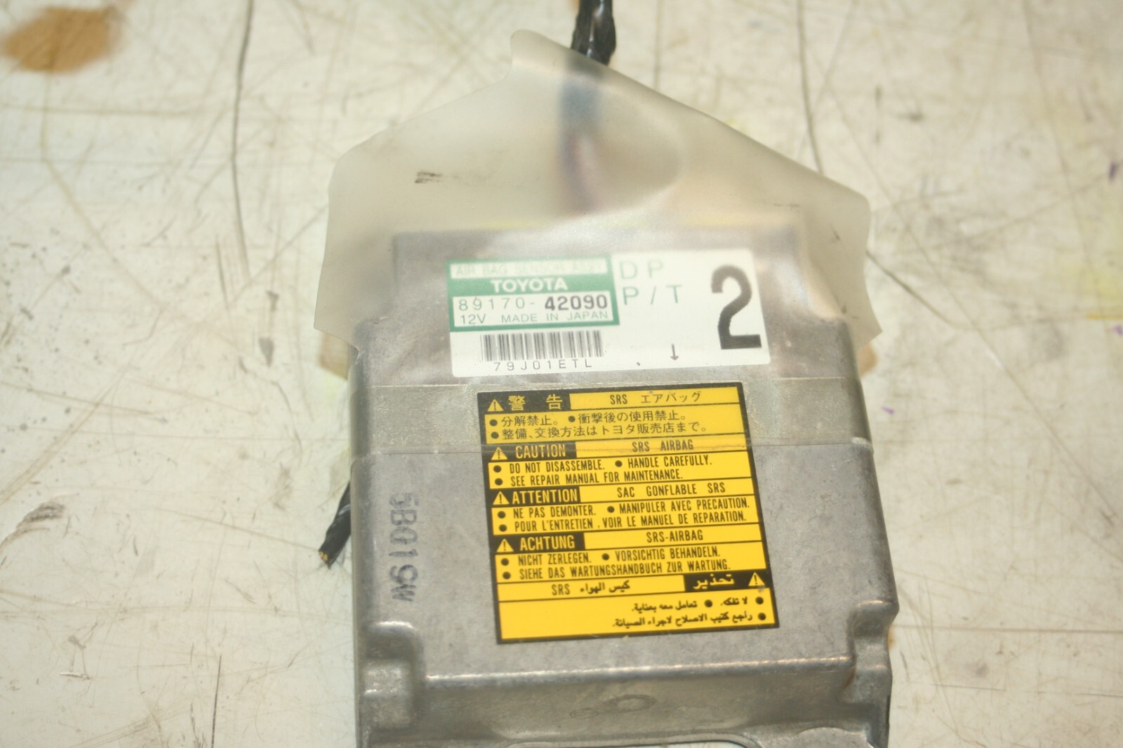 (99) TOYOTA RAV 4 3 DOOR. 89170-42090 AIRBAG ECU SENSOR - Image 4