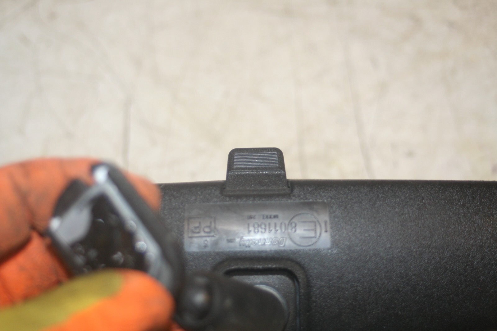 (99) TOYOTA RAV 4 3 DOOR. REAR VIEW MIRROR - Image 4
