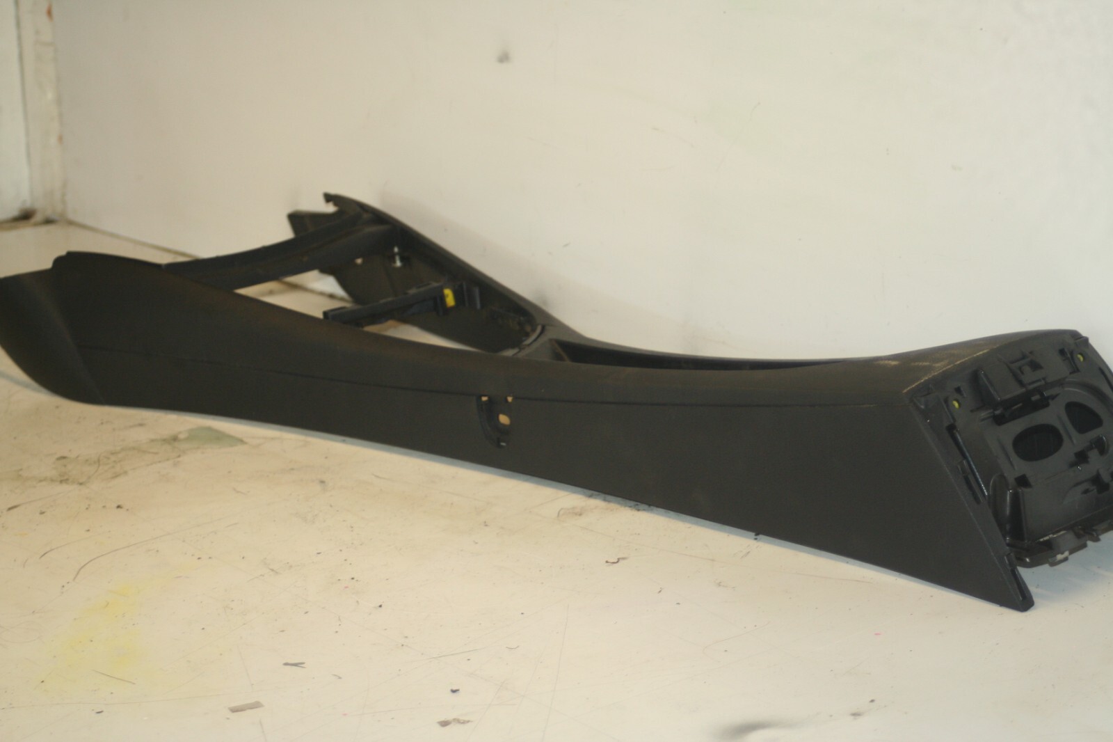 (95) 2010 BMW 1 SERIES E82. CENTRE CONSOLE - Image 2