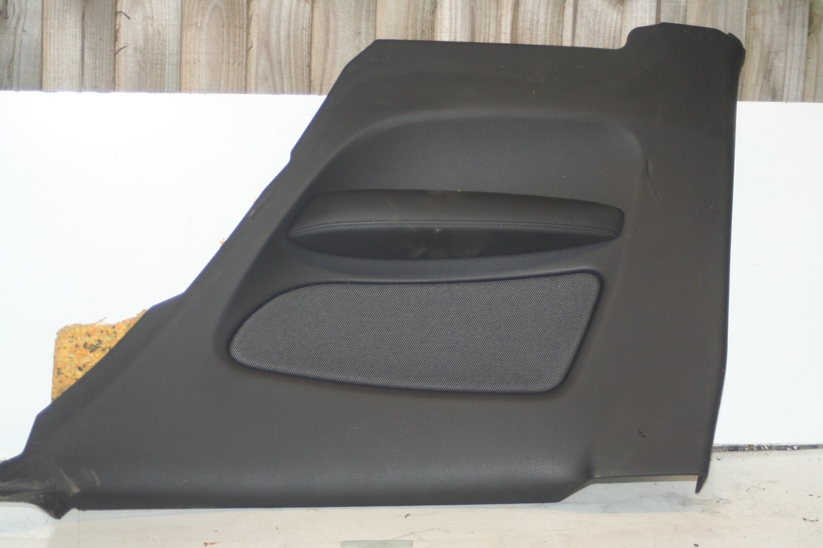 (95) 2010 BMW 1 SERIES E82. DRIVER SIDE REAR SIDE TRIM PANEL