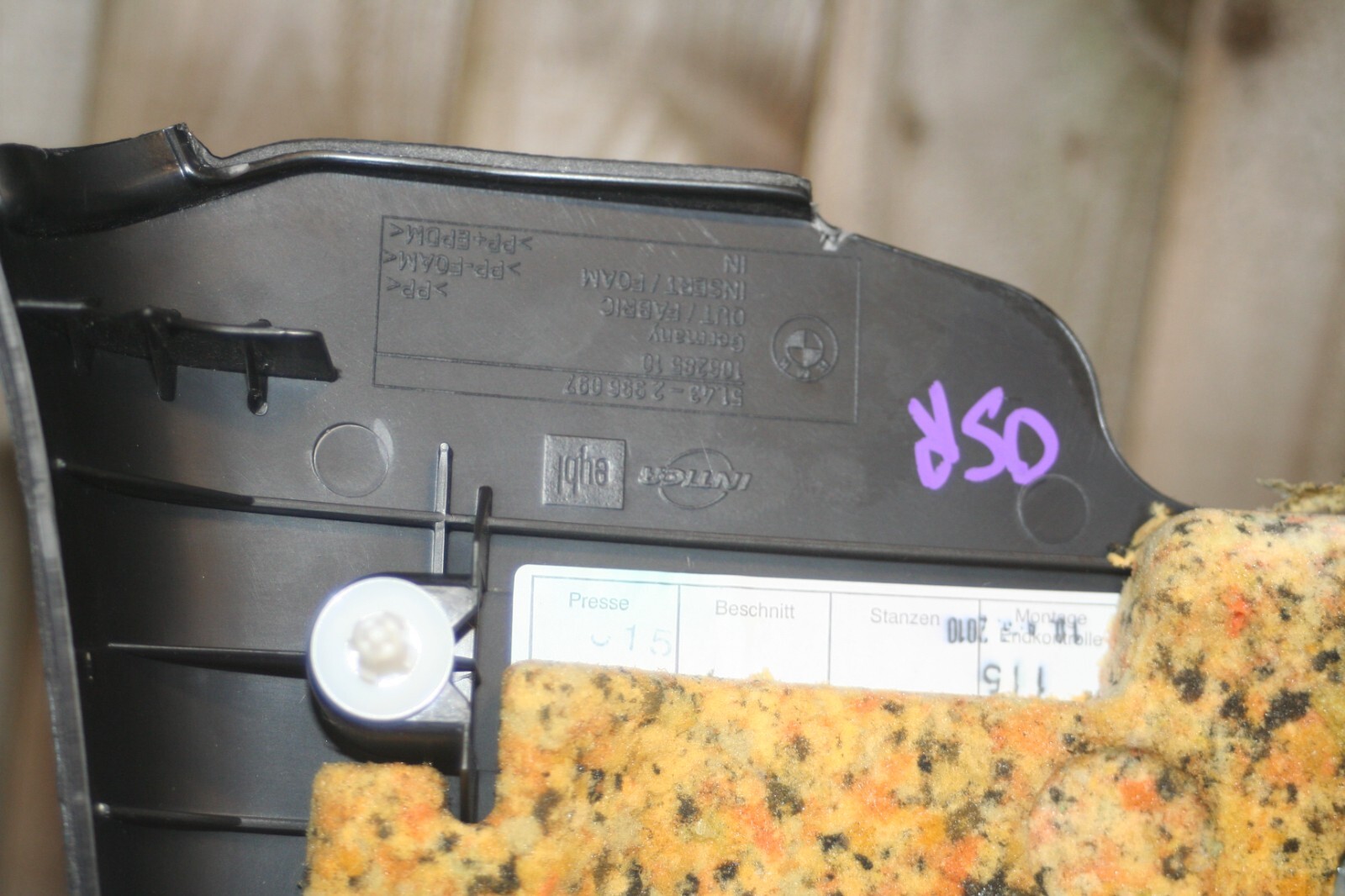 (95) 2010 BMW 1 SERIES E82. DRIVER SIDE REAR SIDE TRIM PANEL - Image 5