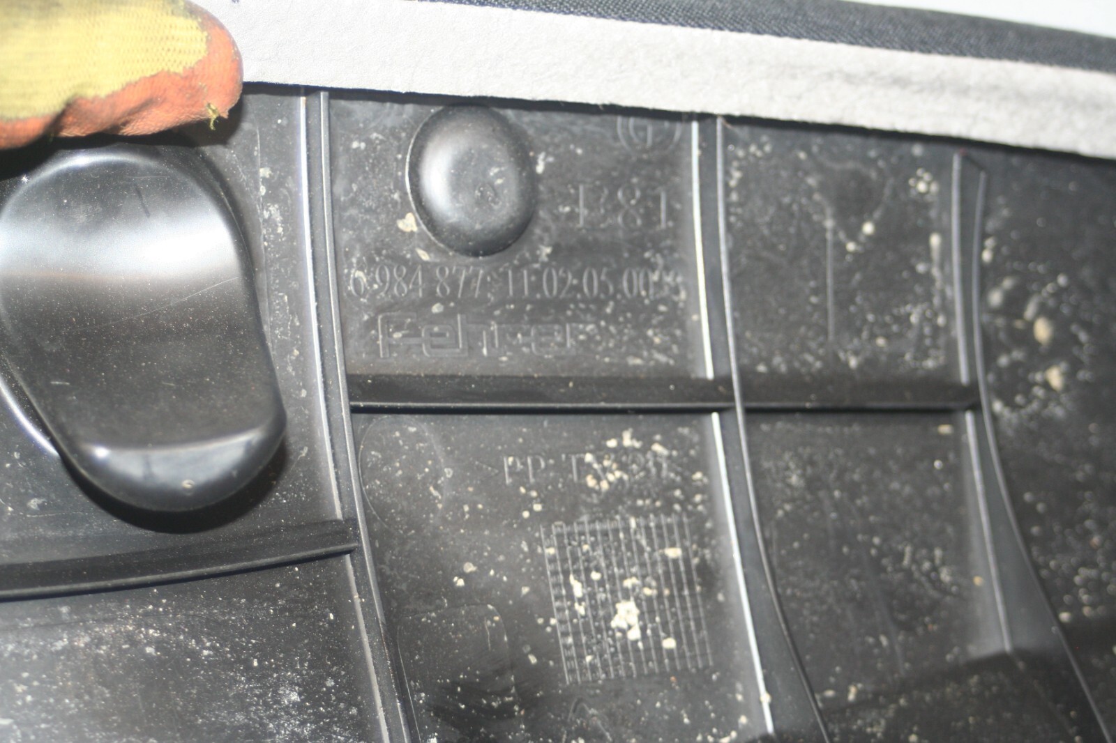 (95) 2010 BMW 1 SERIES E82. PASSSENGER SIDE REAR SEAT BOLSTER 6984877 - Image 5