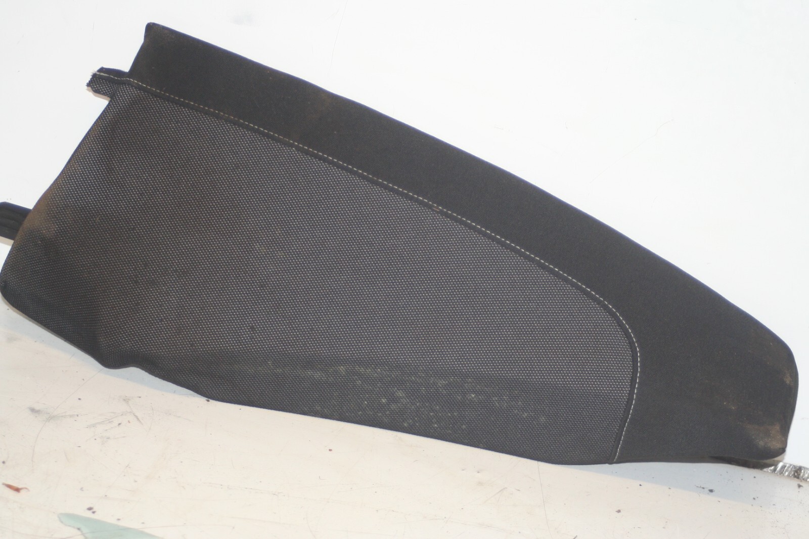 (95) 2010 BMW 1 SERIES E82. DRIVER SIDE REAR SEAT BOLSTER 6984878