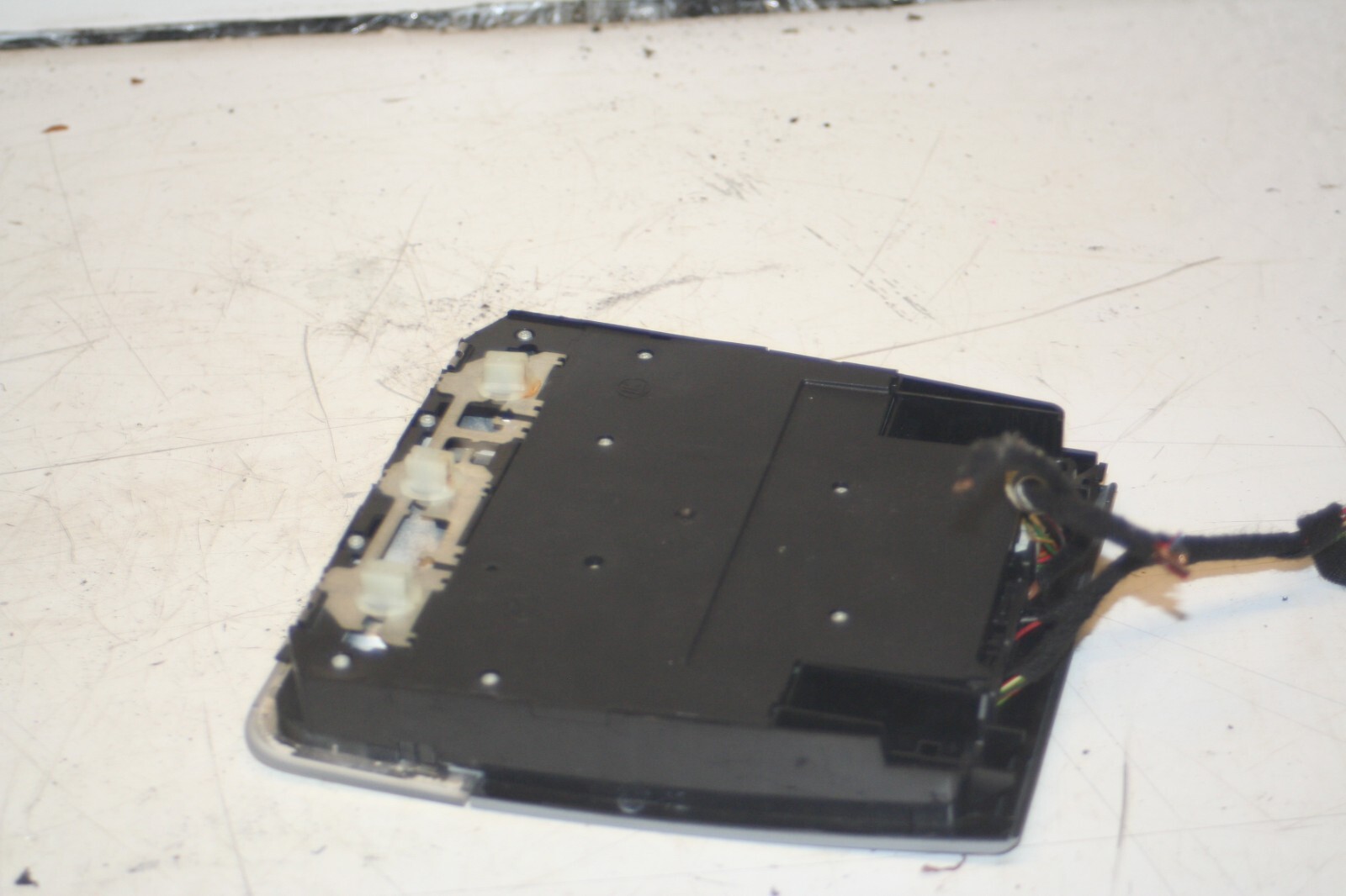 (95) 2010 BMW 1 SERIES E82. INTERIOR LIGHT UNIT - Image 3