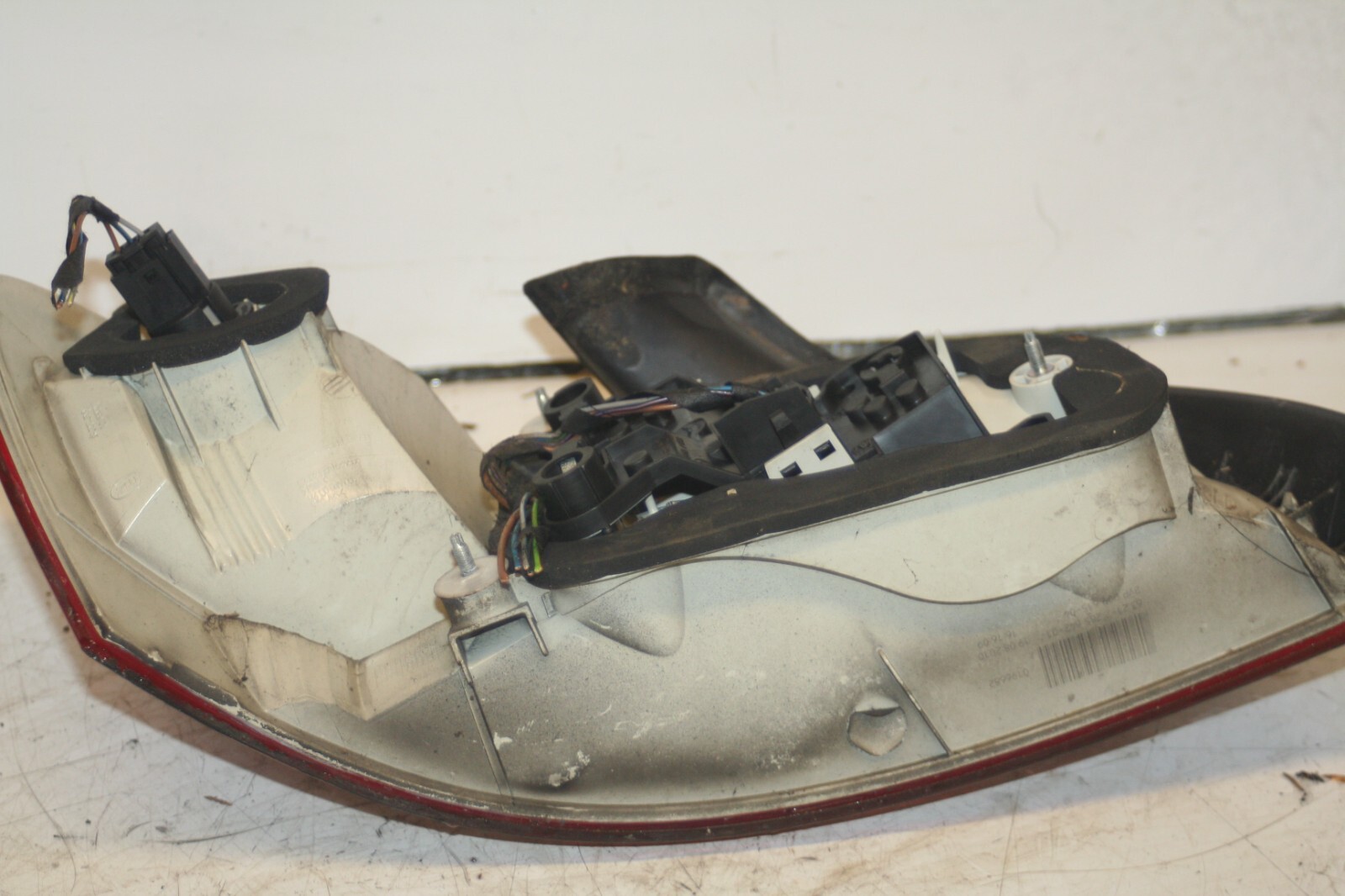 (95) 2010 BMW 1 SERIES E82. DRIVER SIDE REAR LIGHT - Image 5