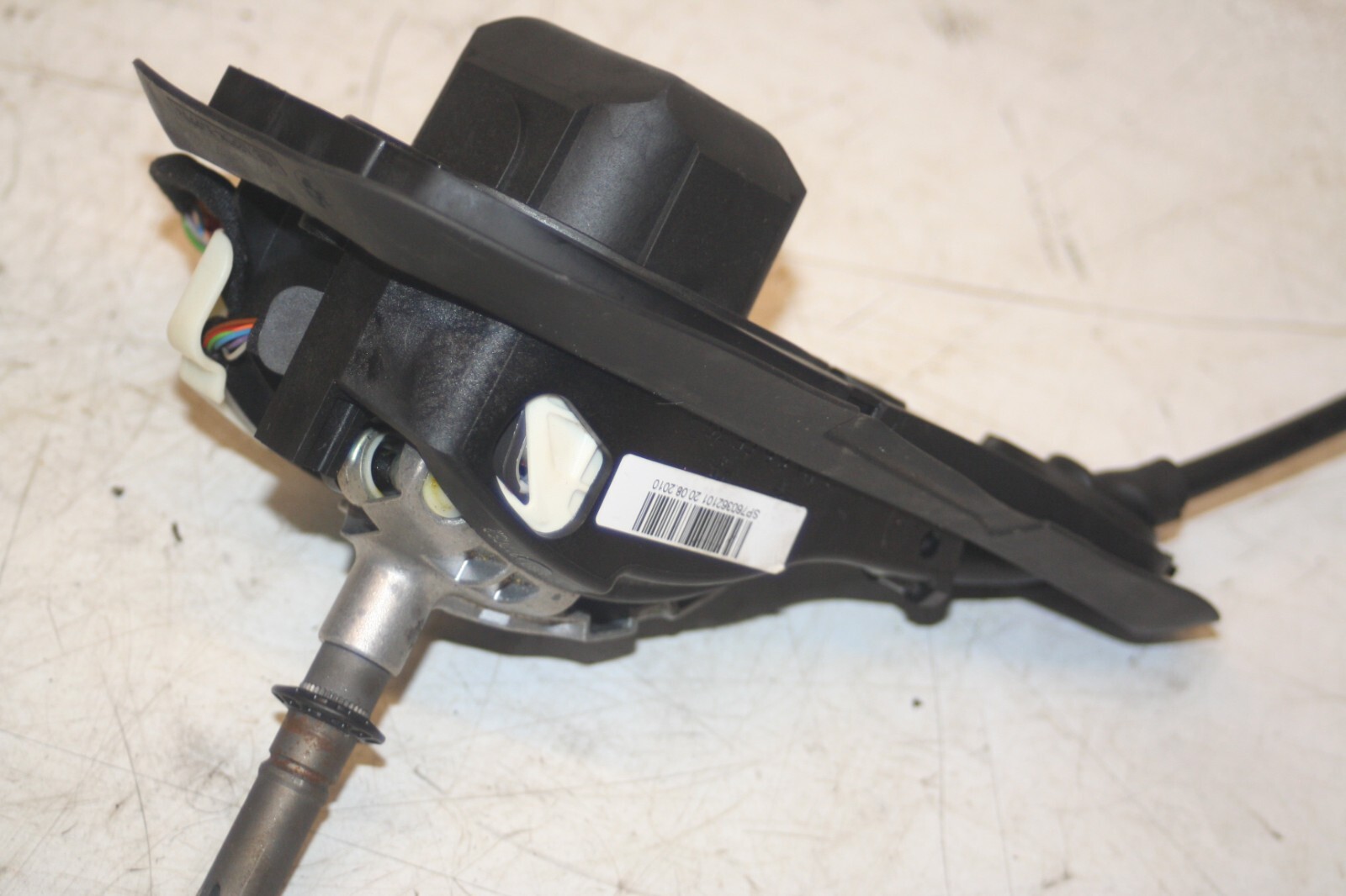 (95) 2010 BMW 1 SERIES E82. AUTOMATIC GEAR SELECTOR - Image 4