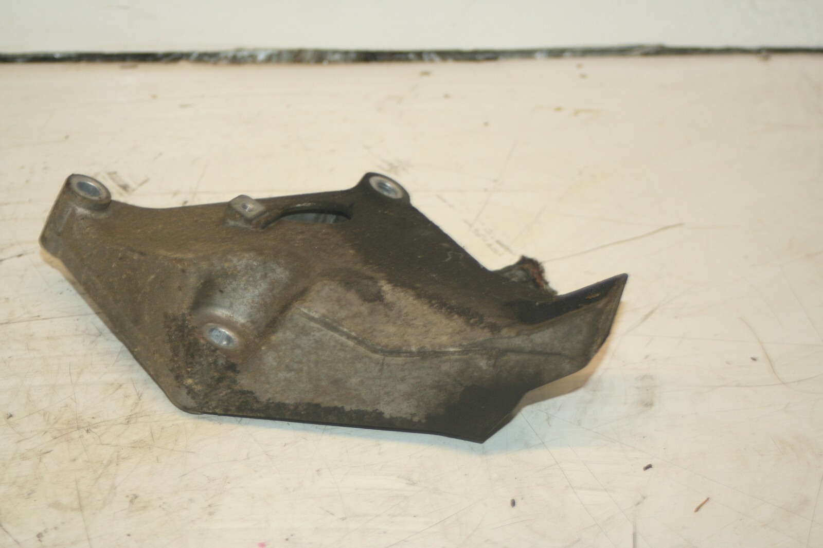 (95) 2010 BMW 1 SERIES E82. ENGINE MOUNT FRAME - Image 2