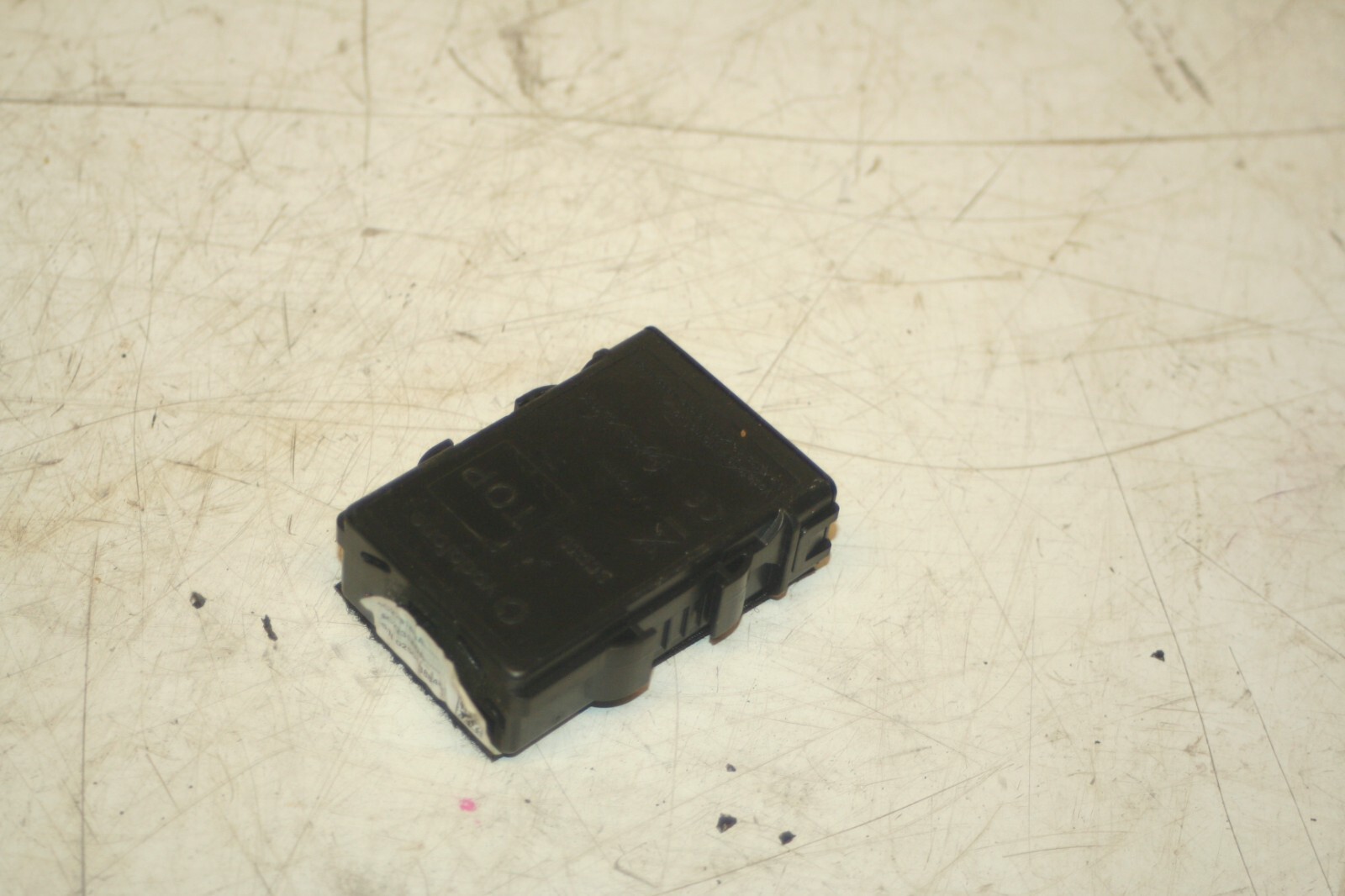 (95) 2010 BMW 1 SERIES E82. VODAFONE MODULE - Image 3