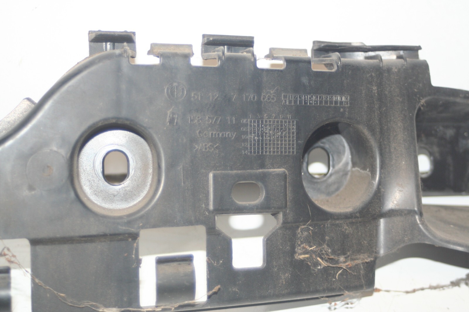 (95) 2010 BMW 1 SERIES E82. REAR BUMPER SUPPORT FRAME 7170665 - Image 4