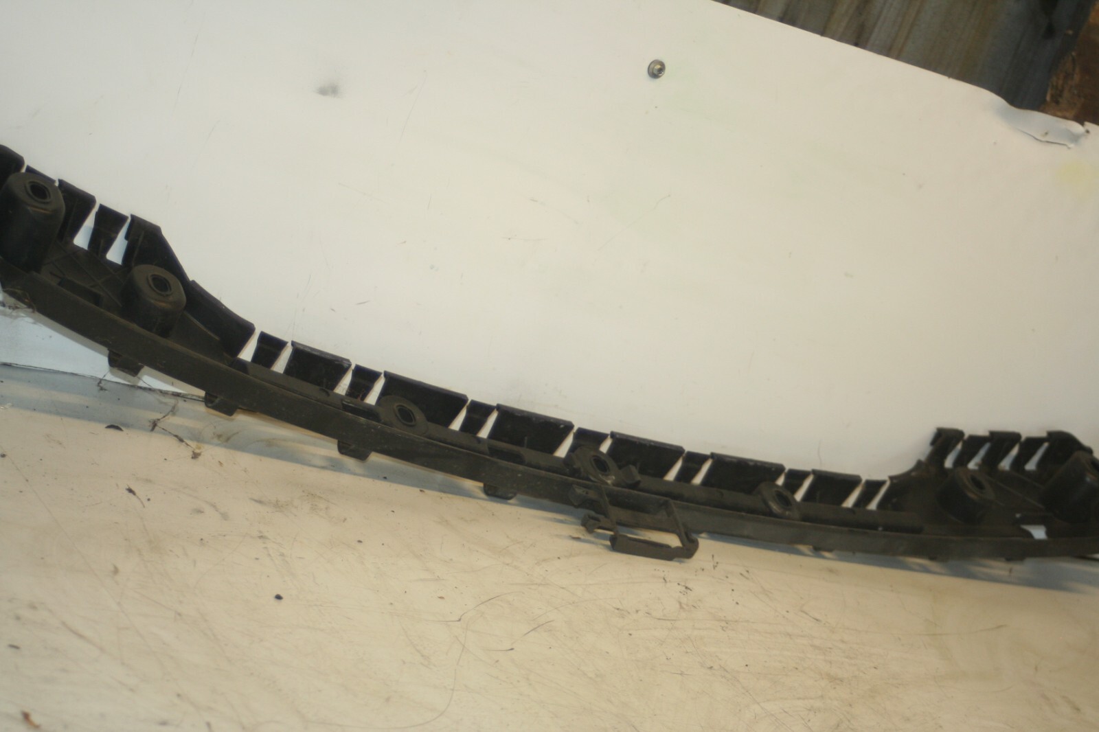 (95) 2010 BMW 1 SERIES E82. REAR BUMPER SUPPORT FRAME 7170665 - Image 6
