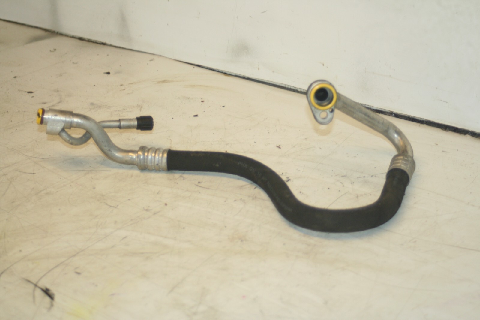 (95) 2010 BMW 1 SERIES E82. AIR CON CONDITIONING PIPE - Image 2