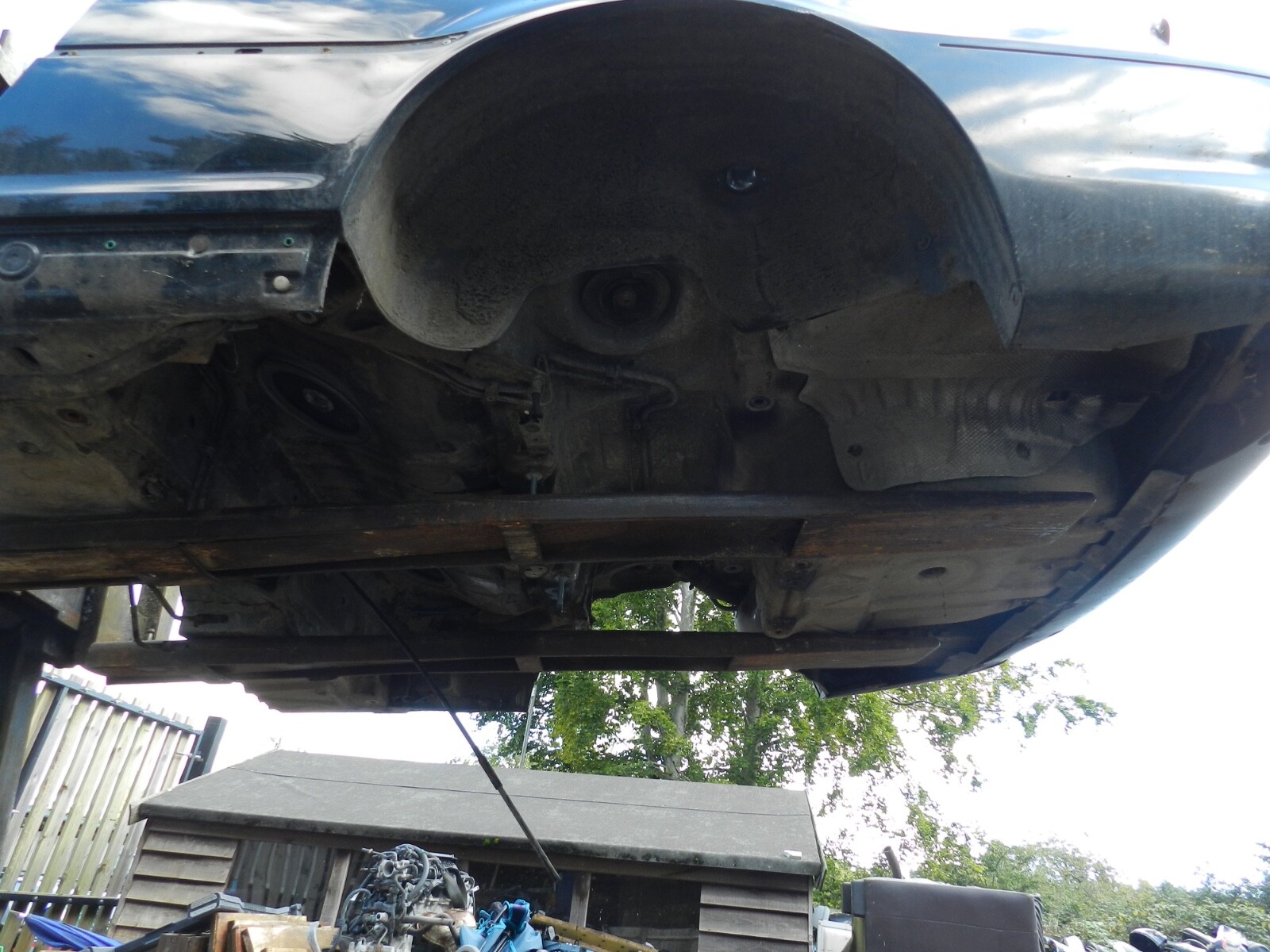 143. 2003 BMW 318Ci E46 CONVERTIBLE. REAR END CUT QUARTER PANELS, PAINT BAD - Image 9