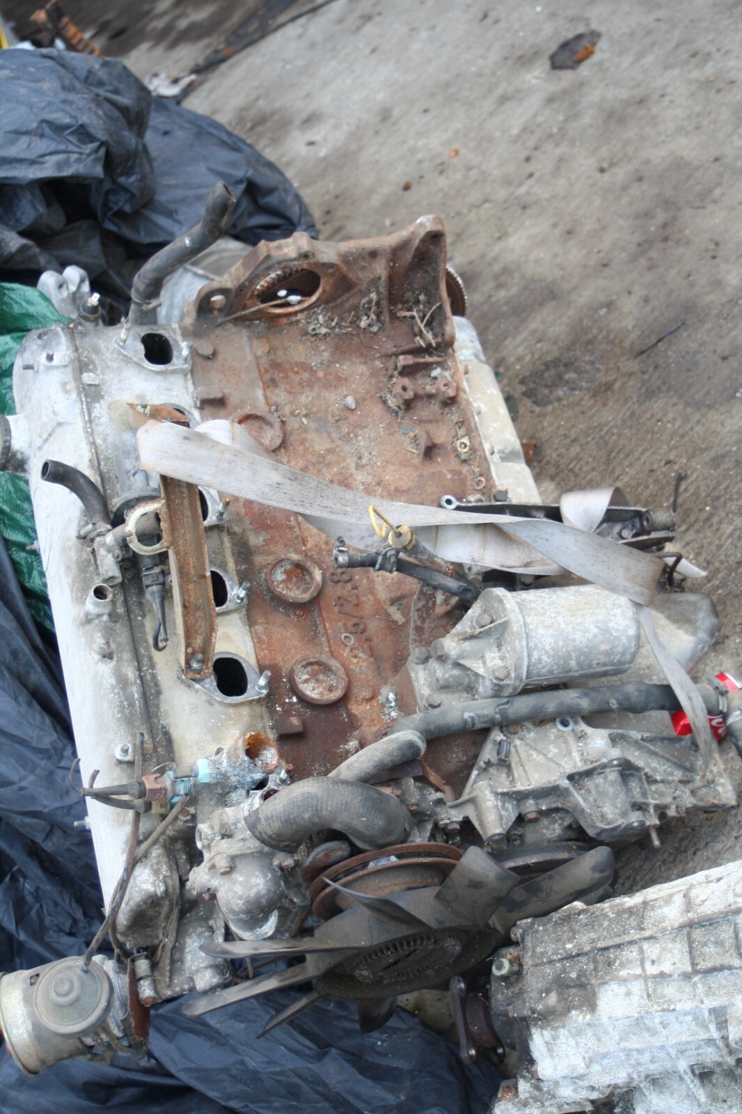 1988 BMW 525 E28. ENGINE BARE 2.8 M30