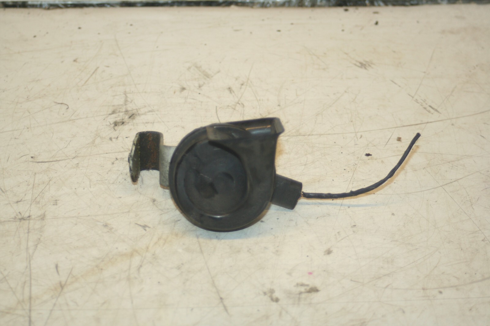 (95) 2010 BMW 1 SERIES E82. HORN