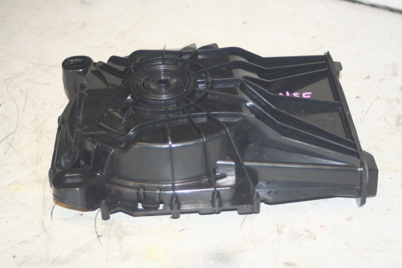 (95) 2010 BMW 1 SERIES E82. PASSENGER SIDE FRONT SEAT SPEAKER SUBWOOFER - Image 3