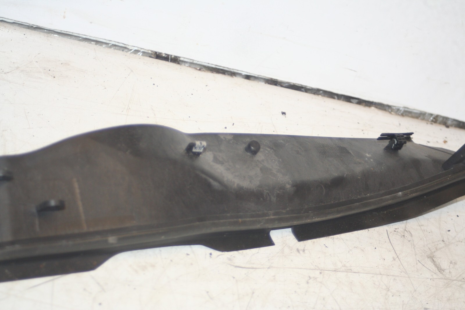 (95) 2010 BMW 1 SERIES E82. 9175860 HEATER SCUTTLE PANEL COVER TRIM - Image 8