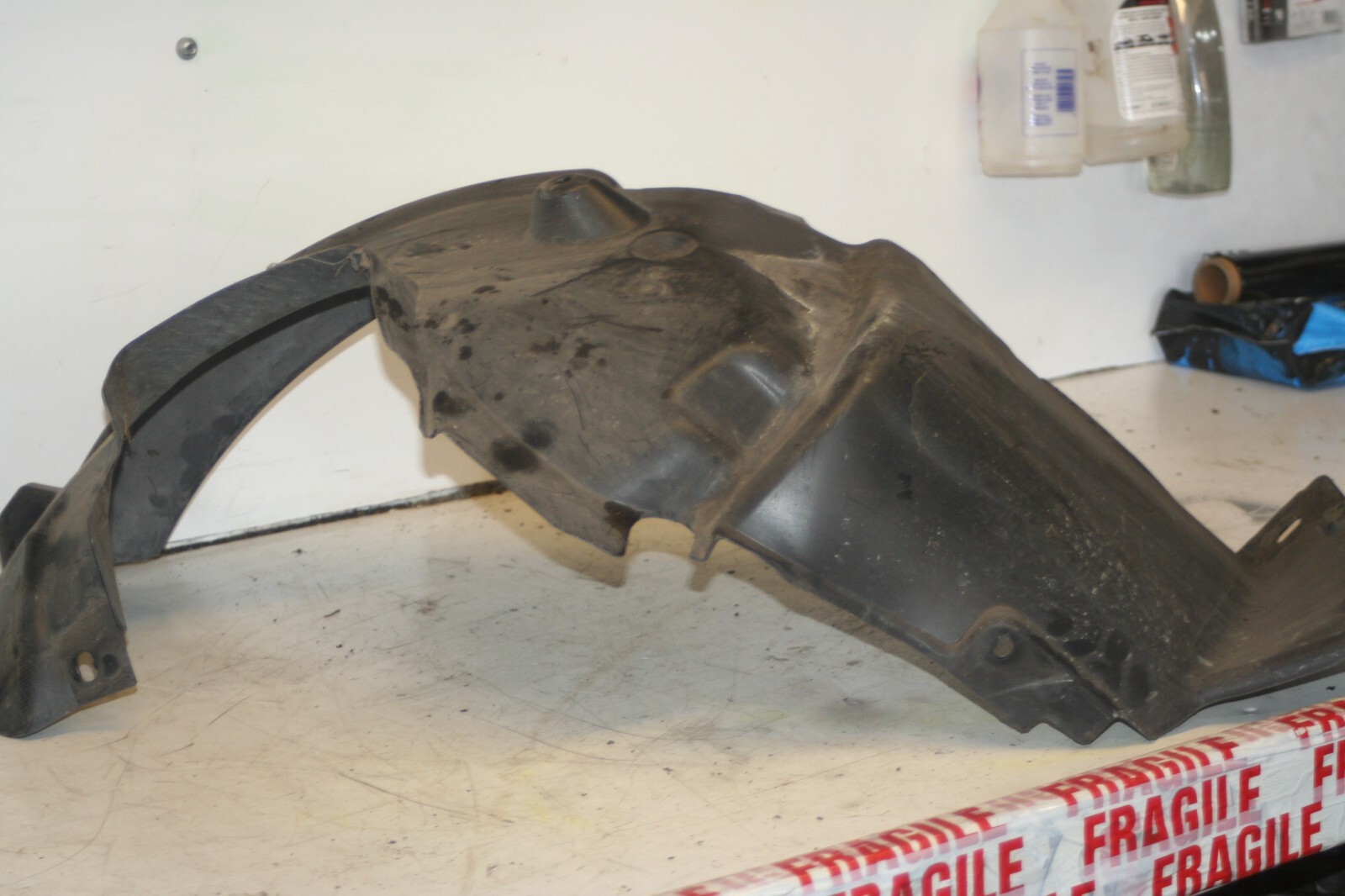 (95) 2010 BMW 1 SERIES E82. MUD FLAP INNER ARCH TRIM COVER - Image 4