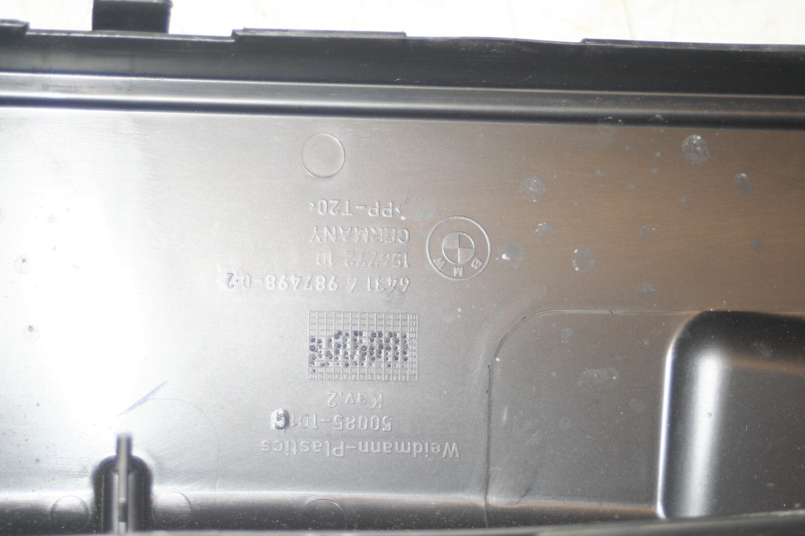 (95) 2010 BMW 1 SERIES E82. POLLEN FILTER HOUSING TRIM 987498 - Image 6