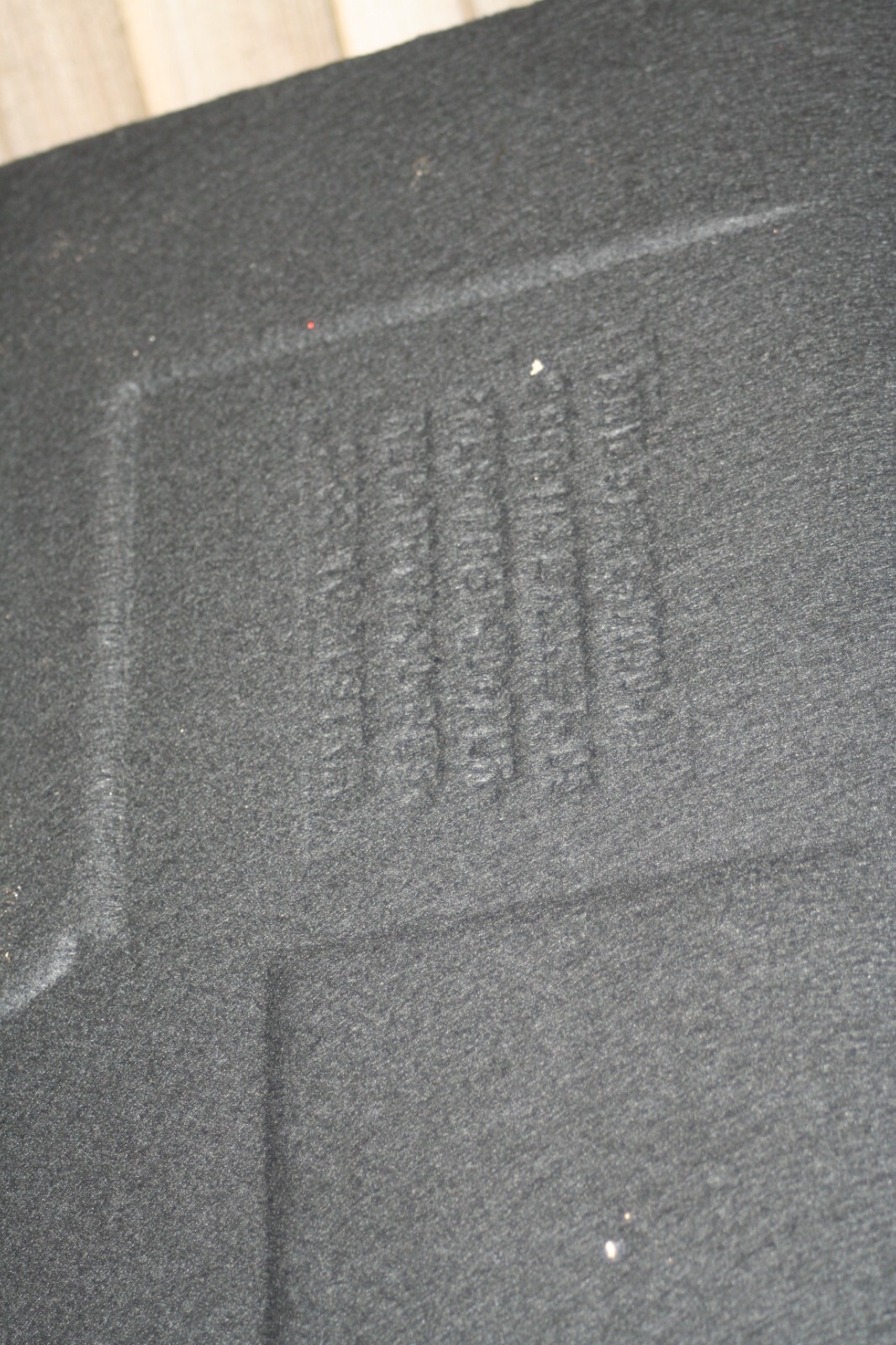 (95) 2010 BMW 1 SERIES E82. BOOT CARPET - Image 6