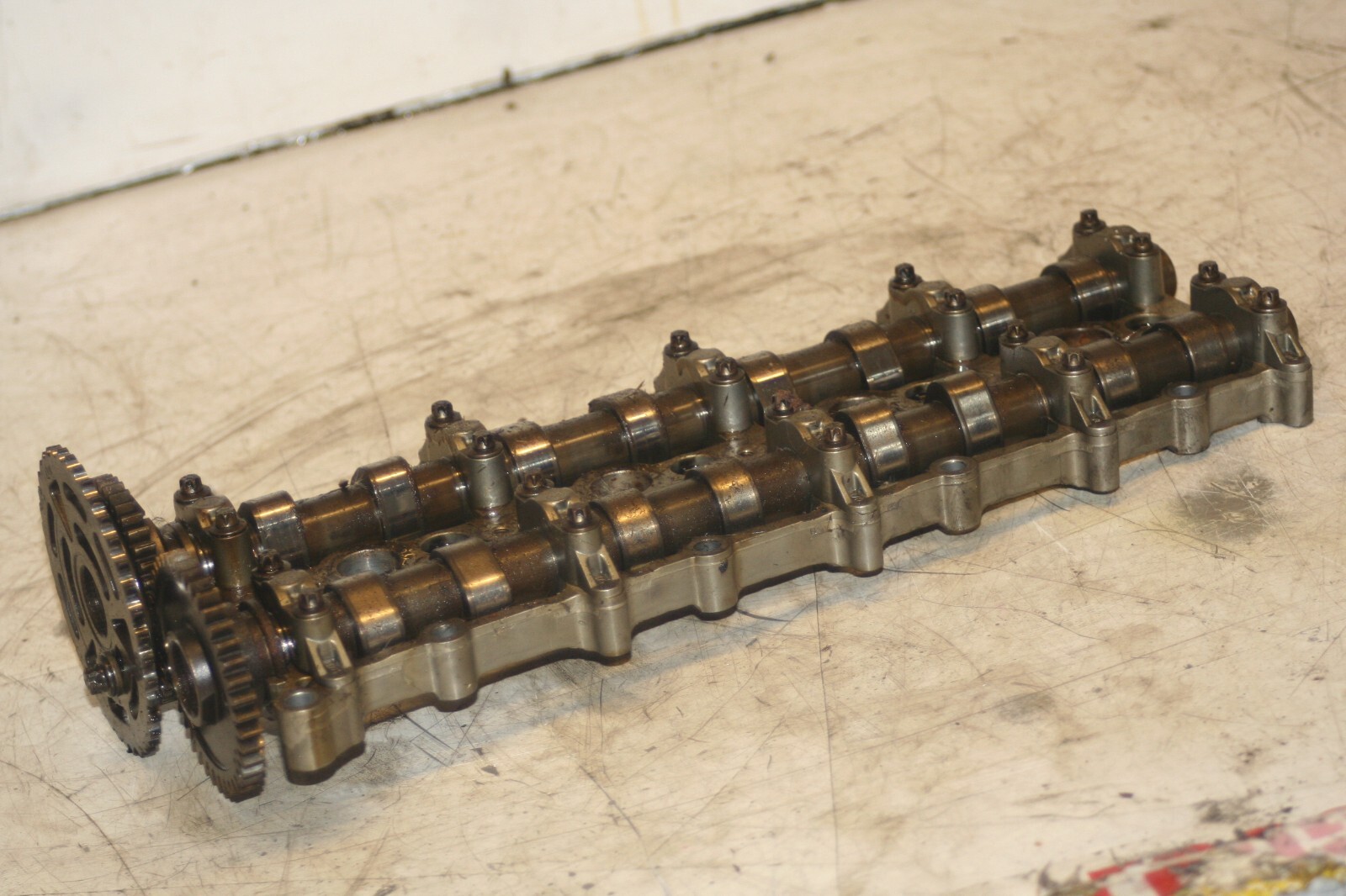 (95B) 2010 BMW 1 SERIES E82. CAM SHAFTS
