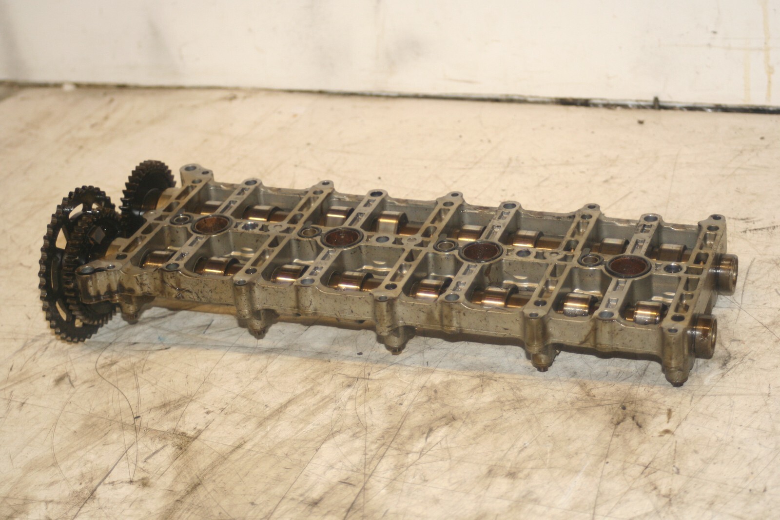 (95B) 2010 BMW 1 SERIES E82. CAM SHAFTS - Image 4