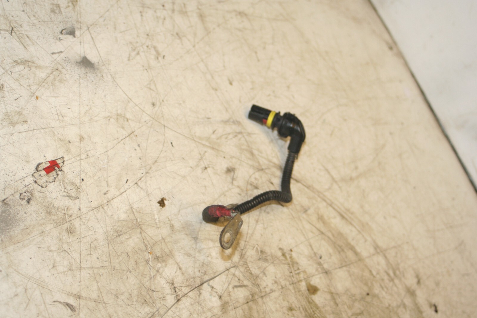 (95B) 2010 BMW 1 SERIES E82. POWER CABLE