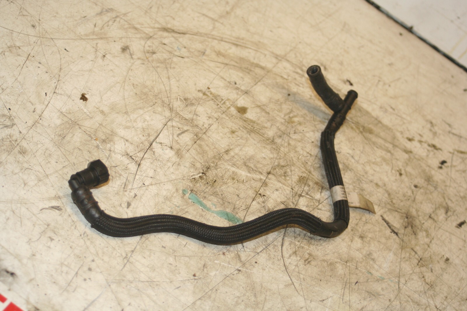(95B) 2010 BMW 1 SERIES E82. FUEL PIPE - Image 2