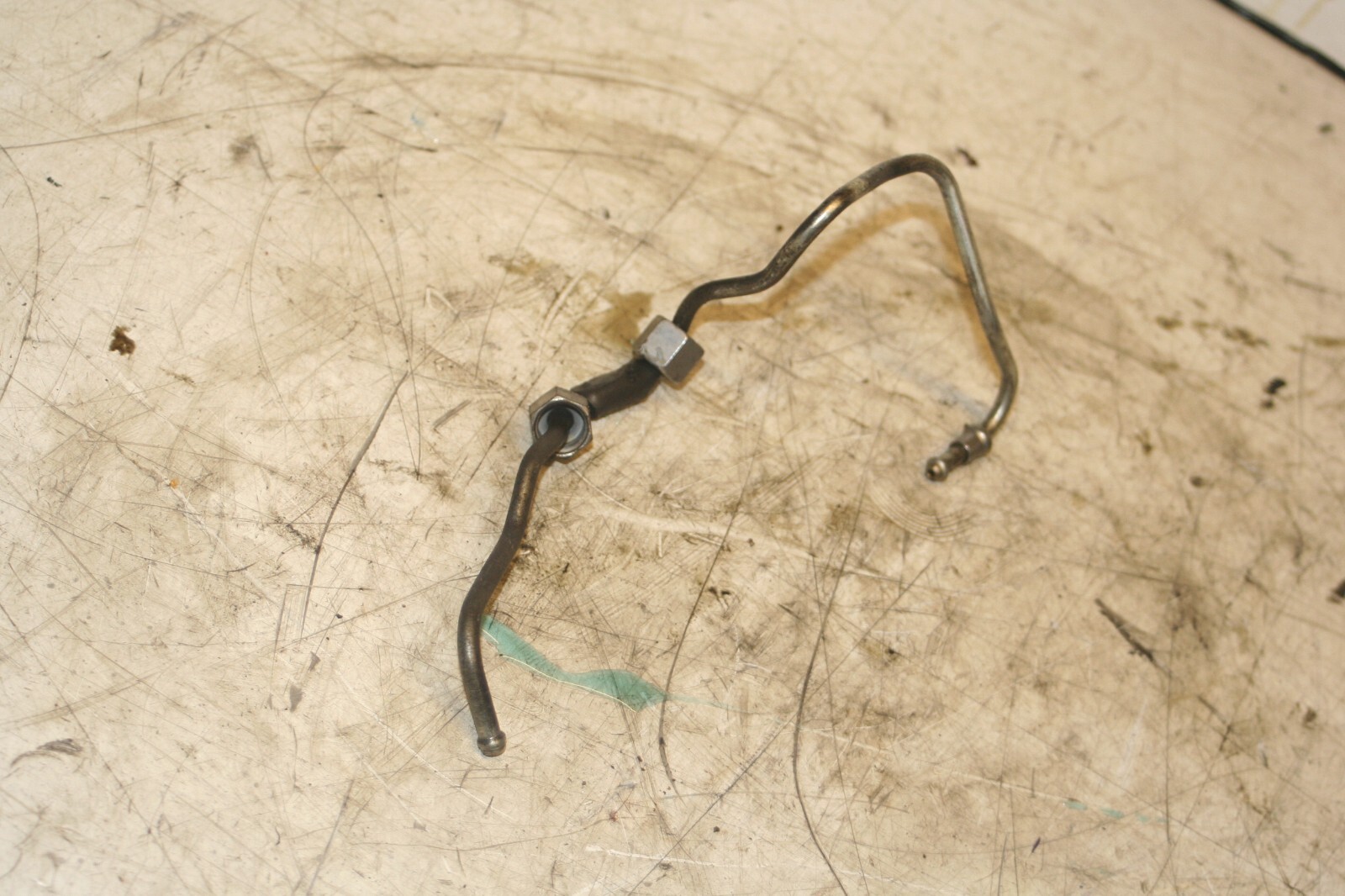 (95B) 2010 BMW 1 SERIES E82. DIESEL PIPE FROM PUMP TO FUEL RAIL