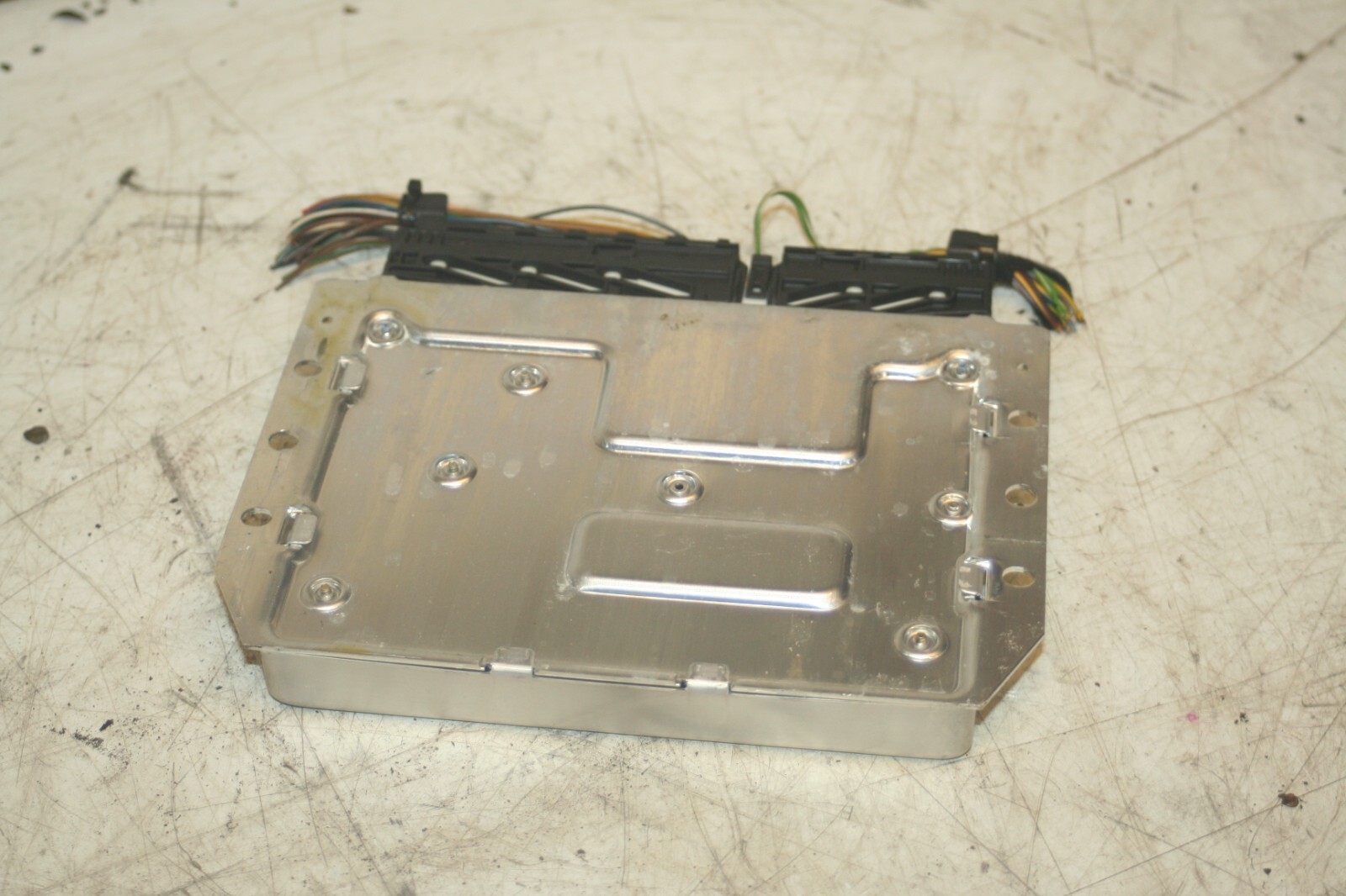 2005 MERCEDES S CLASS W220. 2205453832 ECU SUSPENSION CONTROL MODULE - Image 2