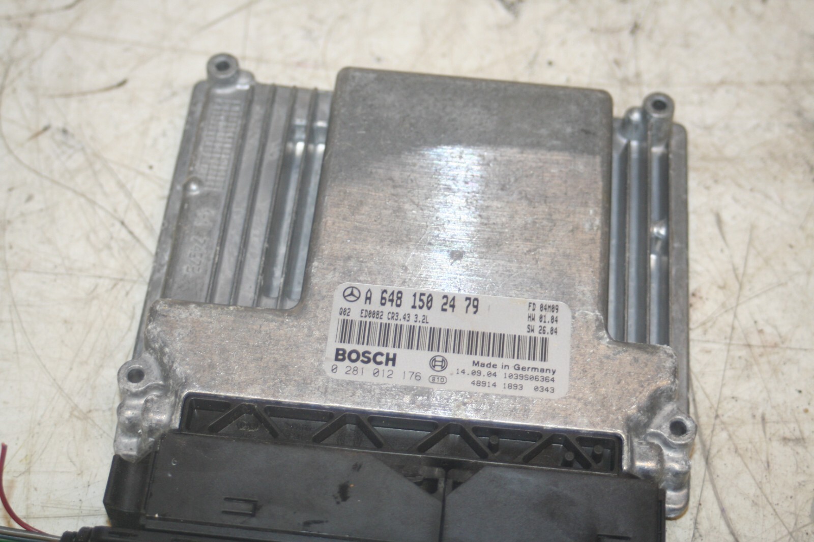2005 MERCEDES S CLASS W220. A6481502479 ENGINE CONTROL ECU MODULE - Image 4