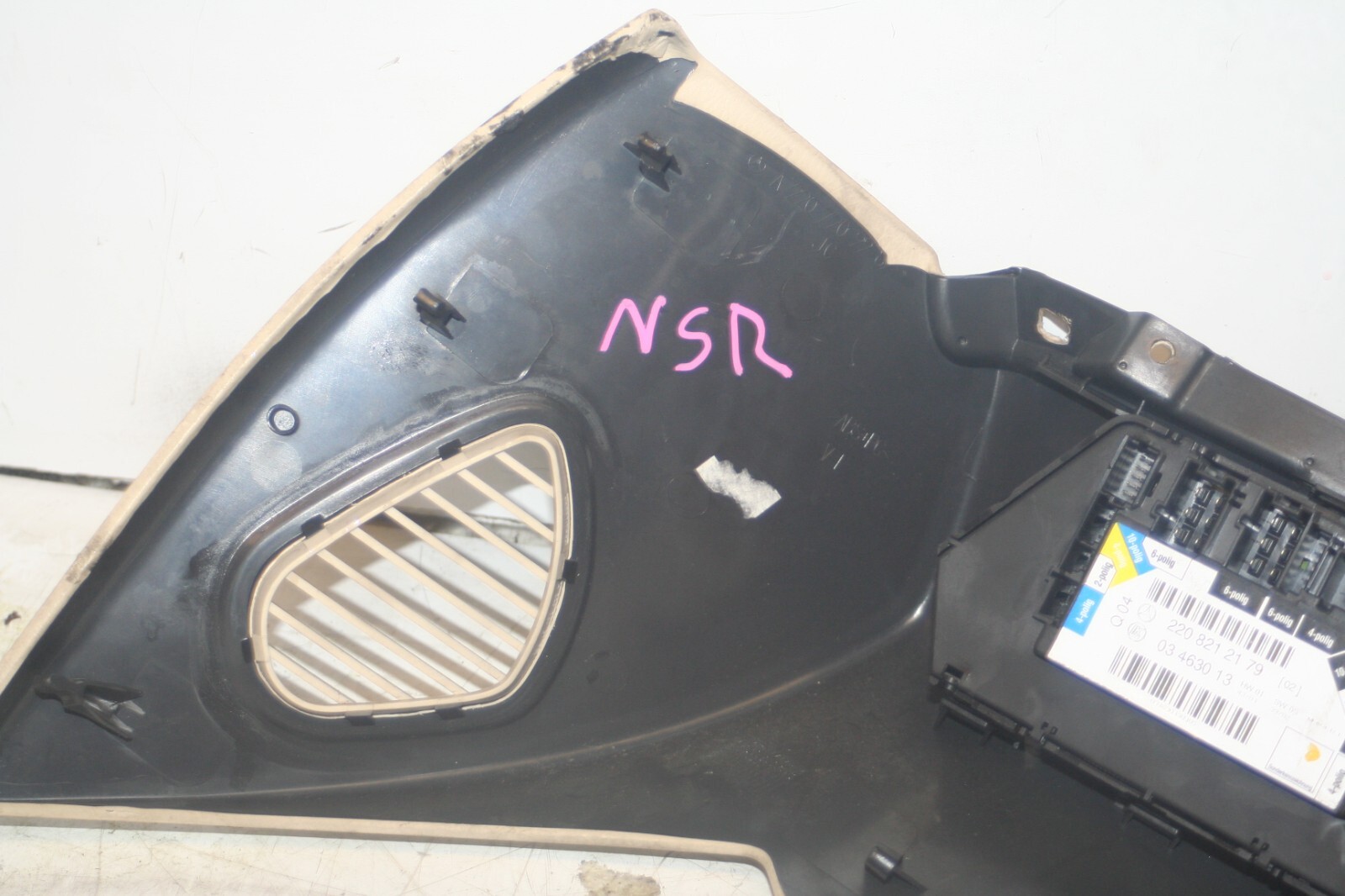 2005 MERCEDES S CLASS W220. PASSENGER SIDE SEAT CONTROLS - Image 5
