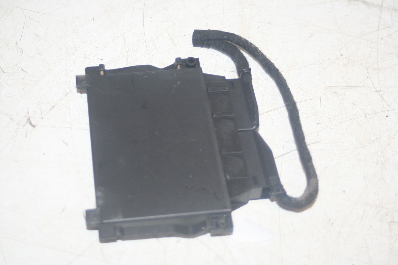 2005 MERCEDES S CLASS W220. A0335453332 ECU PARKING SENSOR CONTROL