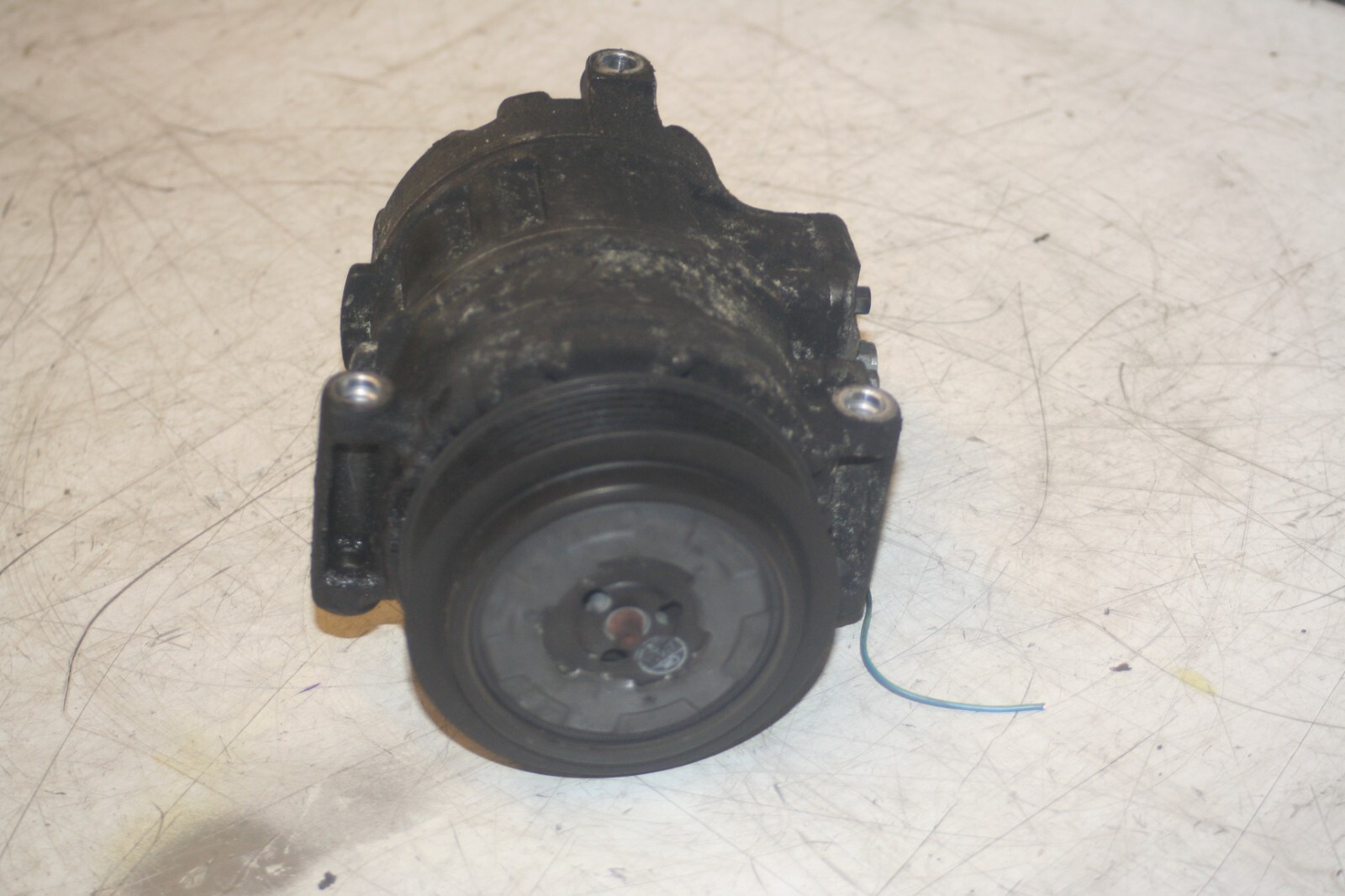 2005 MERCEDES S CLASS W220. AIR CON PUMP - Image 2
